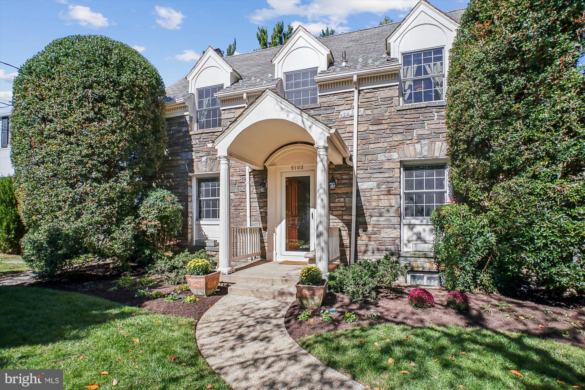 BRADLEY HILLS - Residential