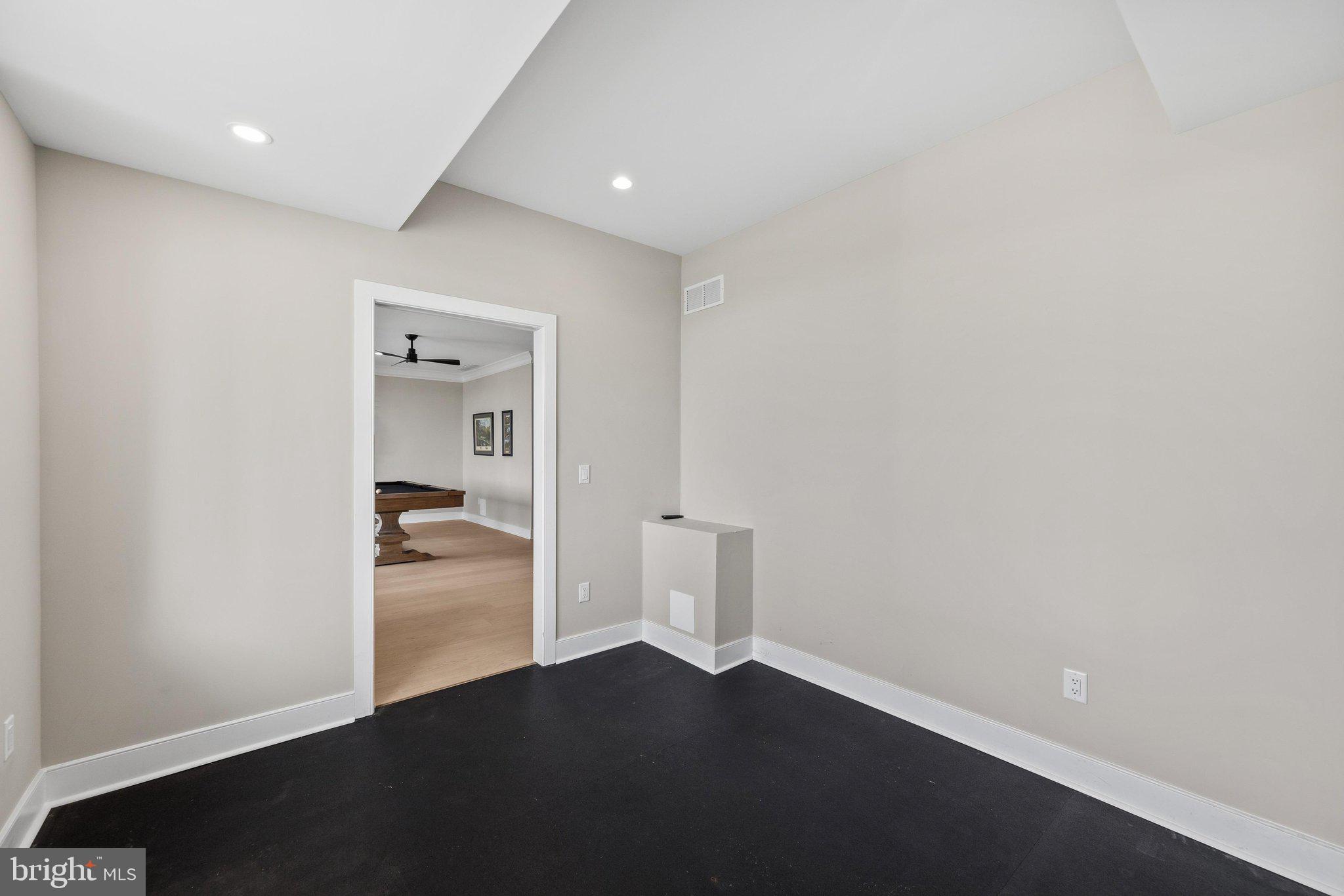 PENINSULA - Residential