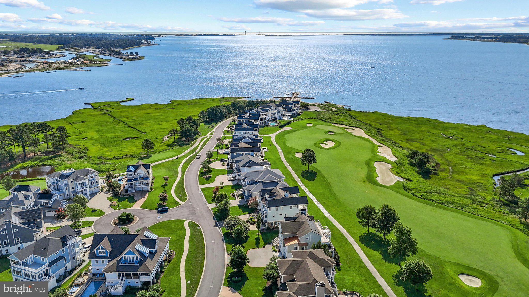 PENINSULA - Residential