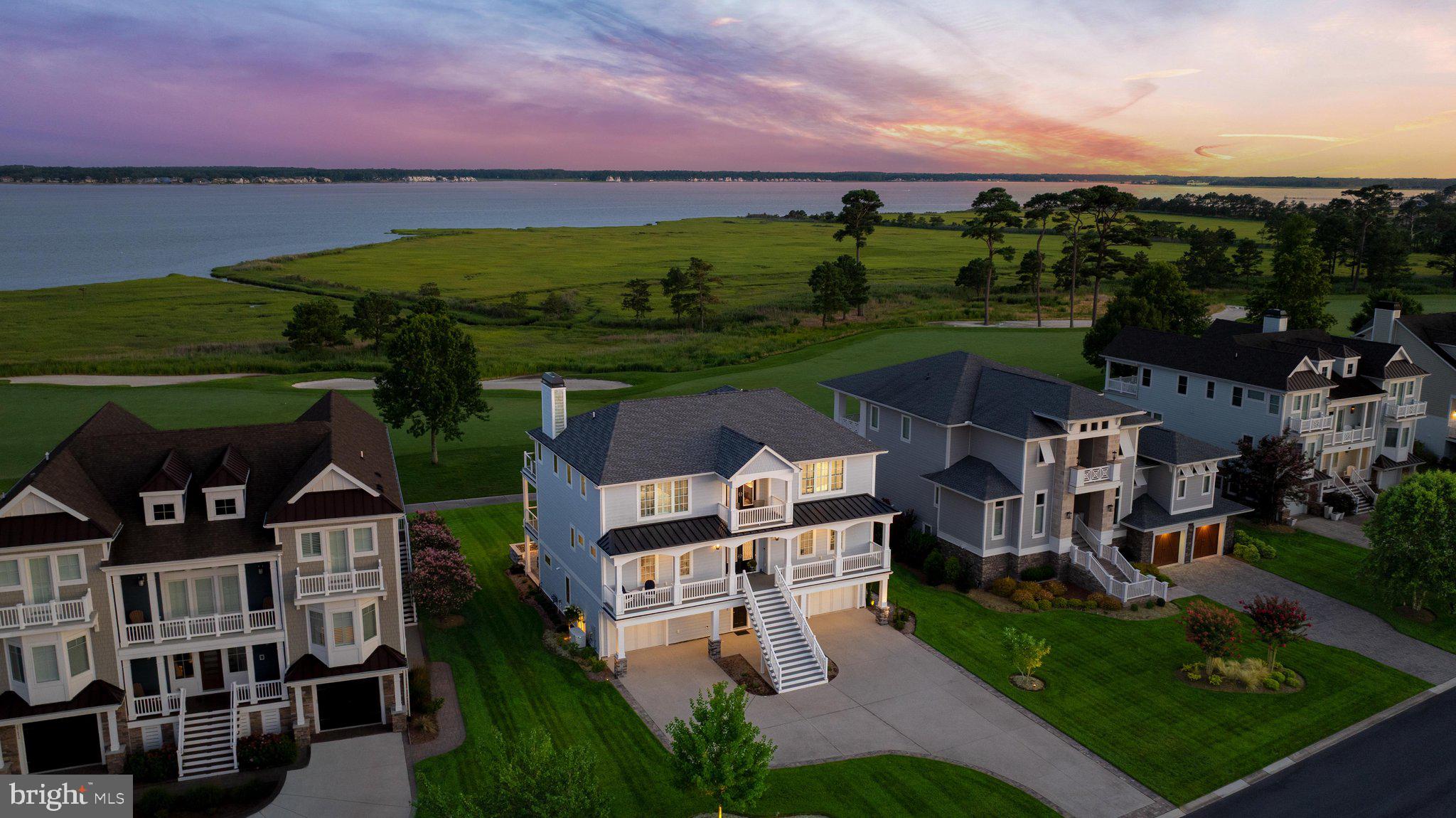 PENINSULA - Residential