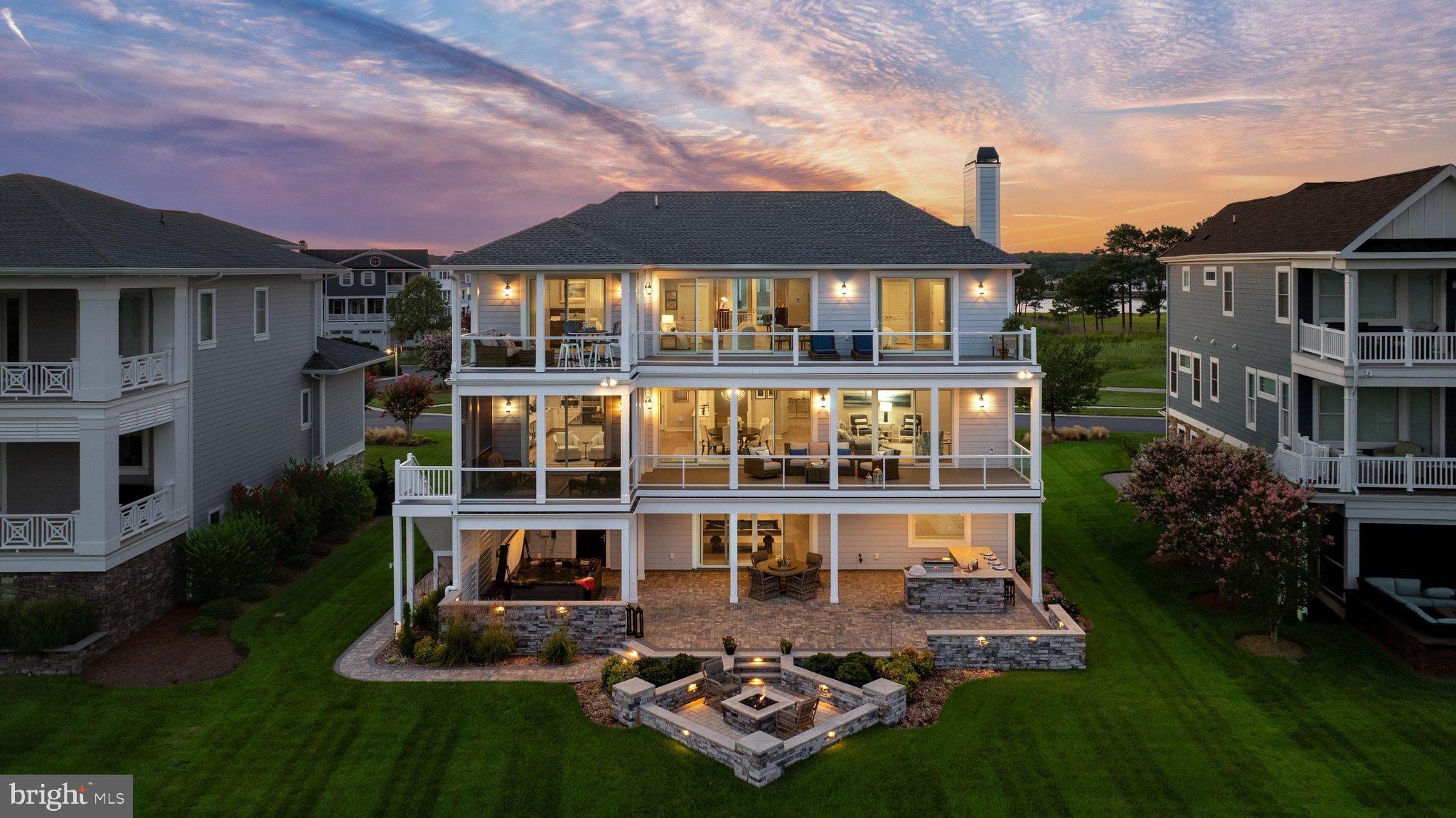 PENINSULA - Residential