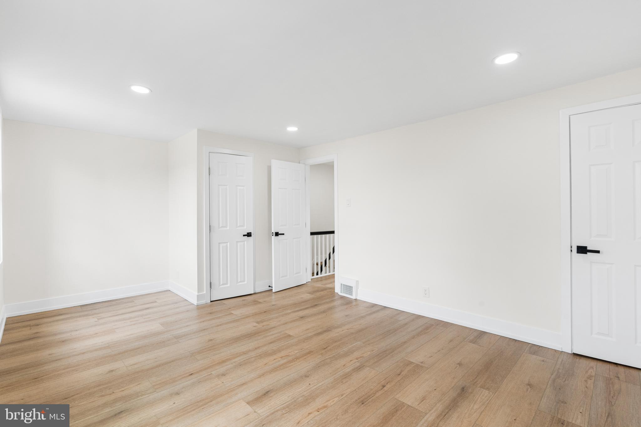 CEDARBROOK - Residential