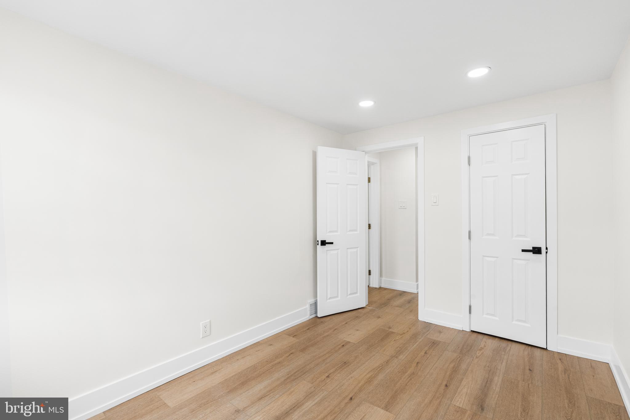 CEDARBROOK - Residential