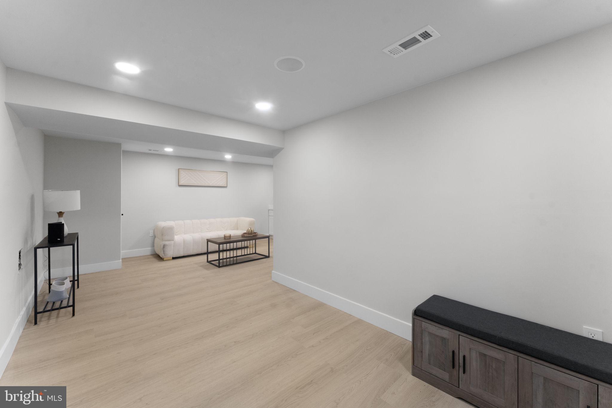 GR CAPITOL HEIGHTS - Residential