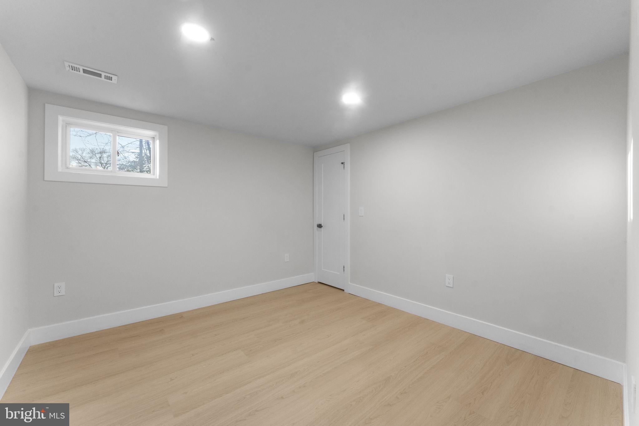 GR CAPITOL HEIGHTS - Residential