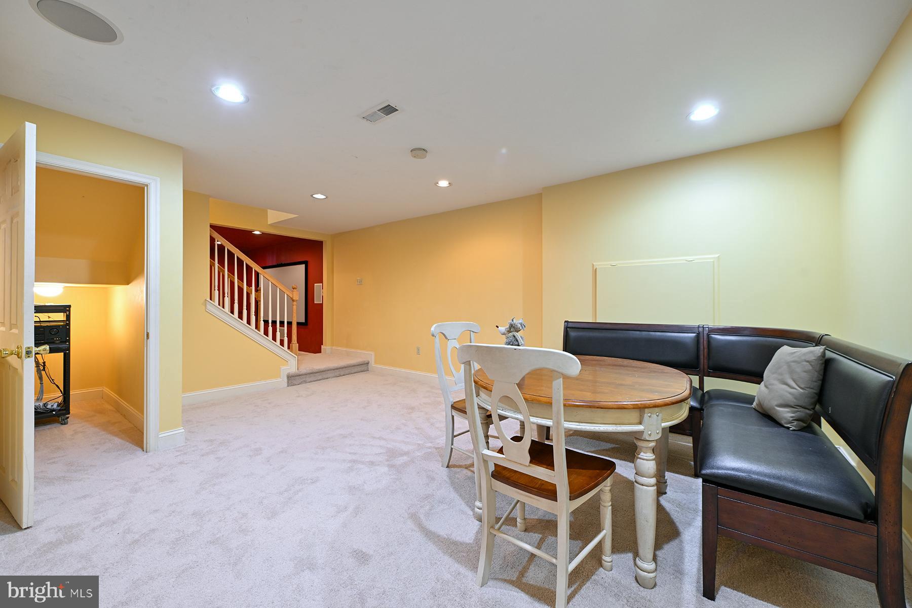 SUMMER HILL - Residential