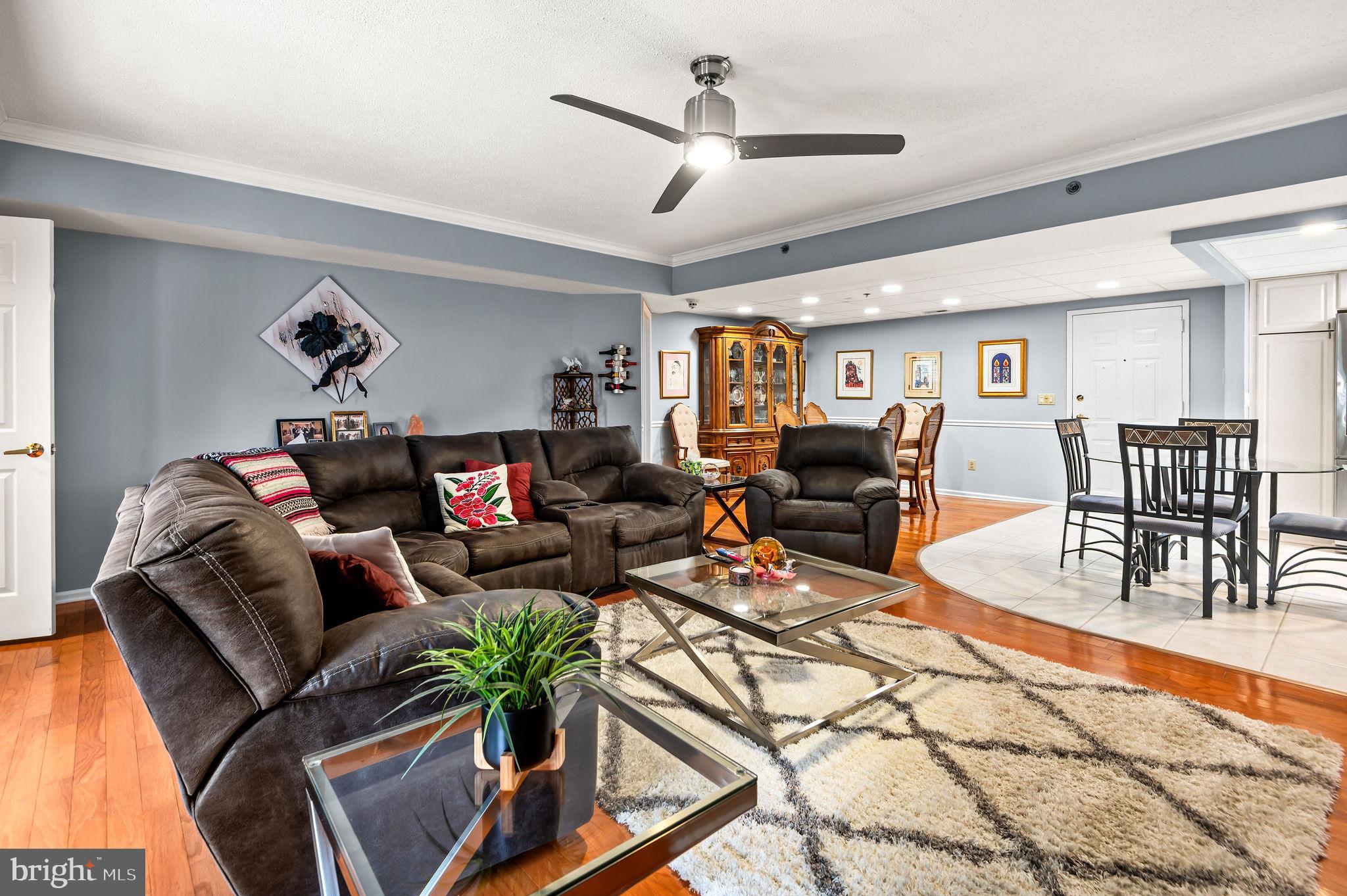 CENTENNIAL STATION - Residential