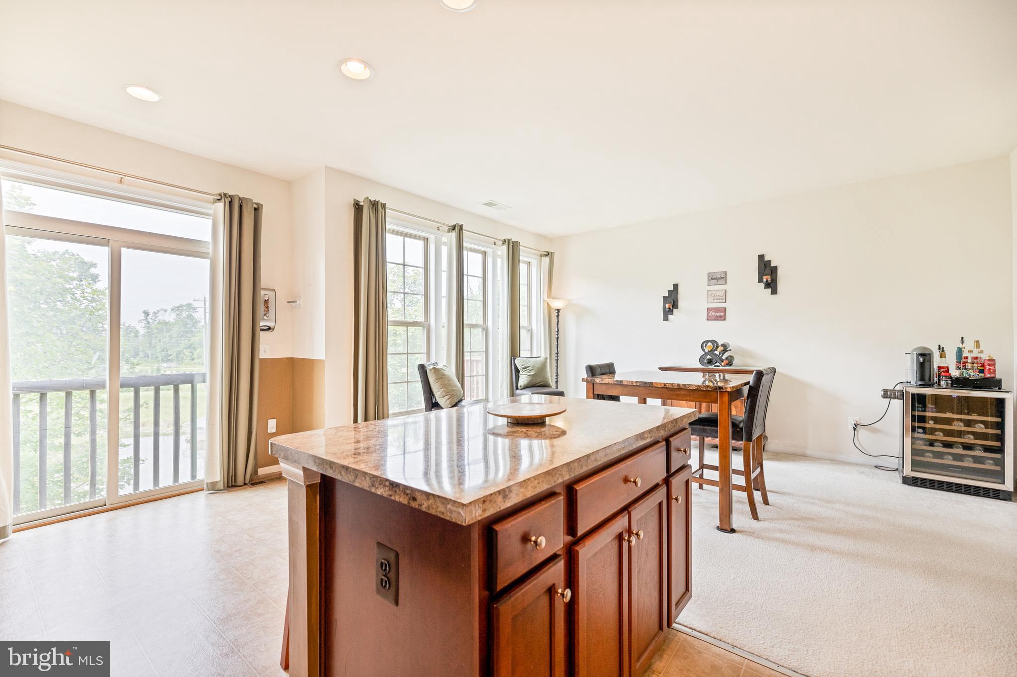 ALEXANDERS CHASE - Residential