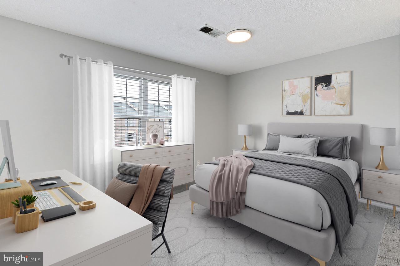 FOX CHASE/EXETER - Residential Lease