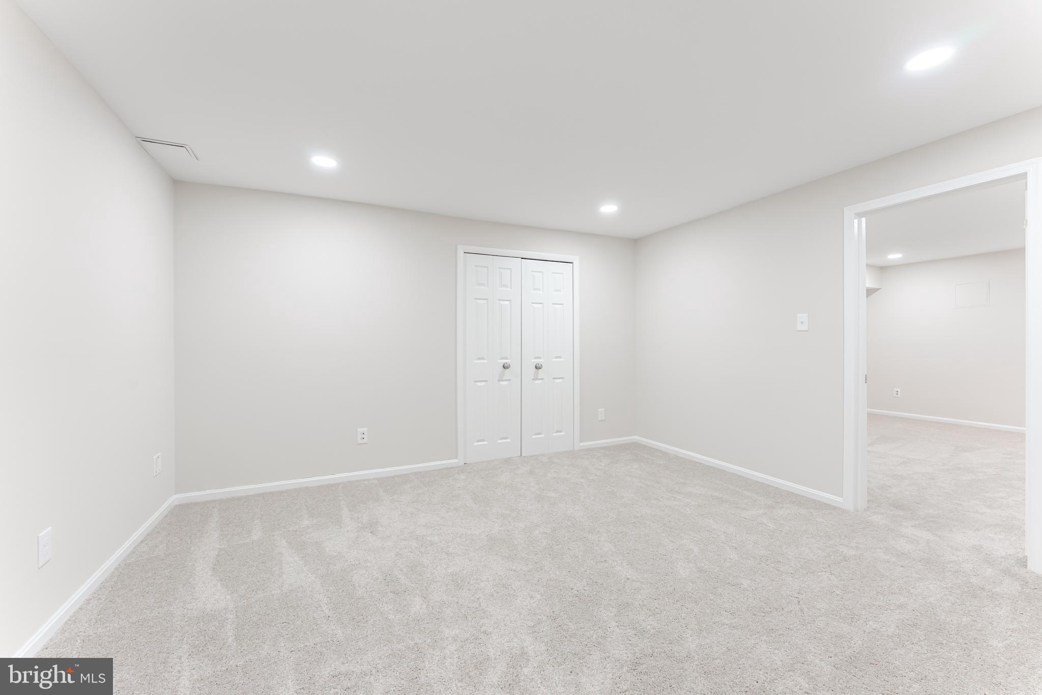 BURKEWOOD GLENN - Residential