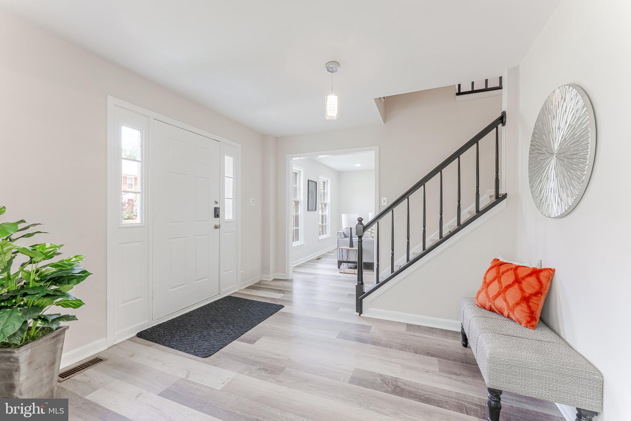 BURKEWOOD GLENN - Residential