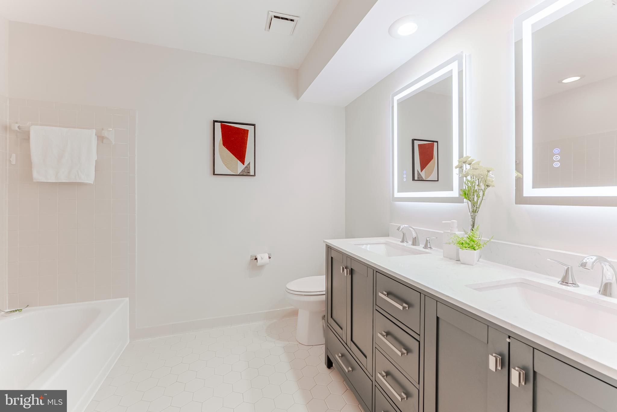 BURKEWOOD GLENN - Residential