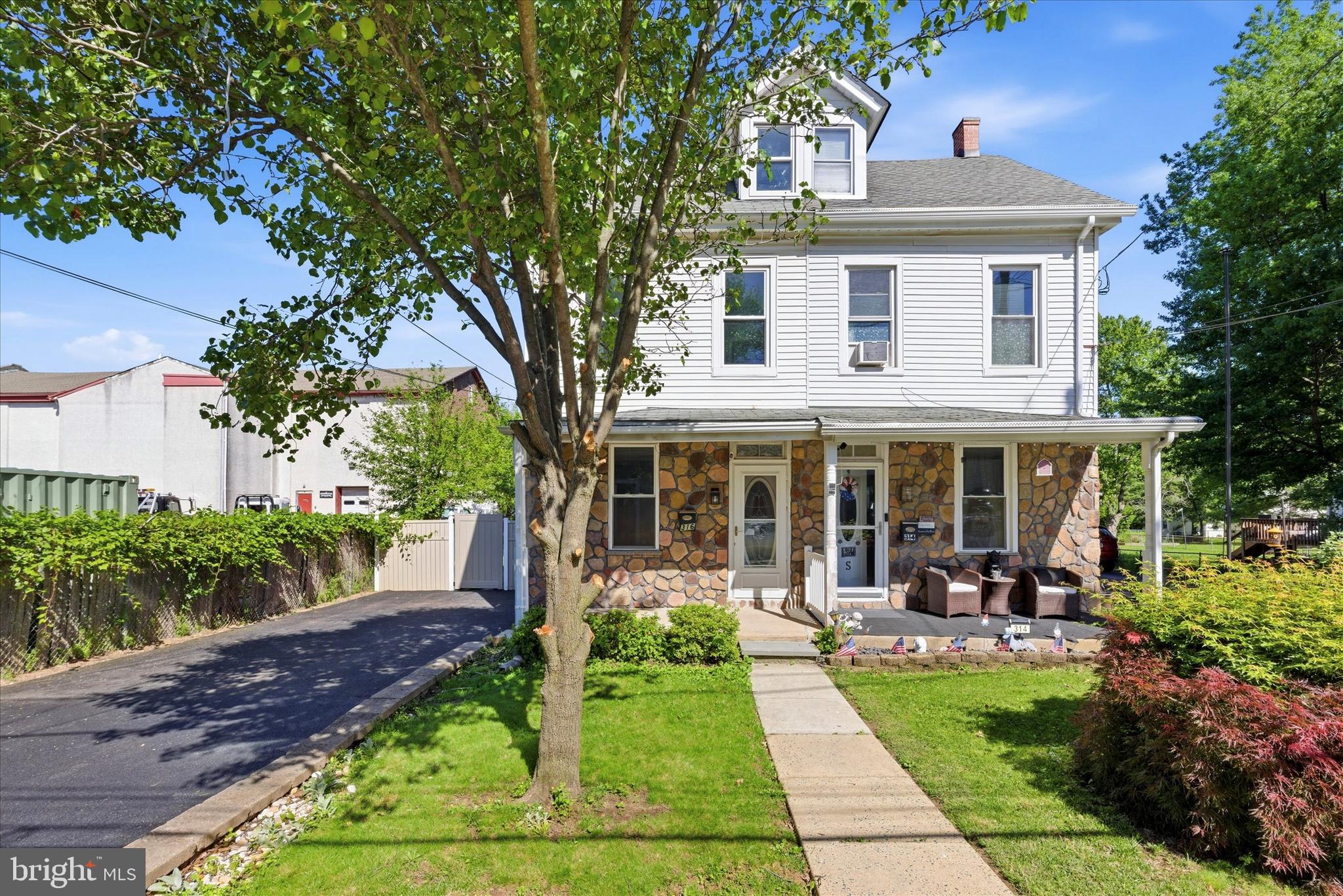 Exciting opportunity to own a newly updated North Wales Twin with private driveway parking! As you enter this light soaked home you can take in the open concept living and dining room. Beyond the dining room is a large kitchen with newer cabinetry and granite countertops. A bonus room leading to the backyard and deck and full bathroom completes this level. On the second floor, there are 3 good sized bedrooms as well as a full bathroom. Through the middle bedroom, there are fixed stairs that lead to the finished attic that features space that could be very well utilized as an office, den, or crafting space. Large flat backyard. Large garage with space for 4 vehicles. Fresh paint and flooring throughout. Schedule your showing today!