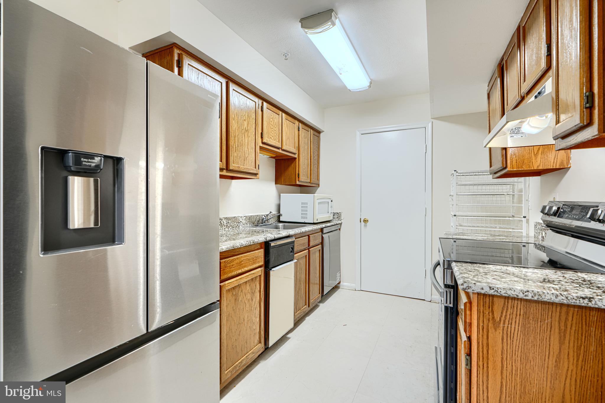 LONGMEAD CROSSING - Residential