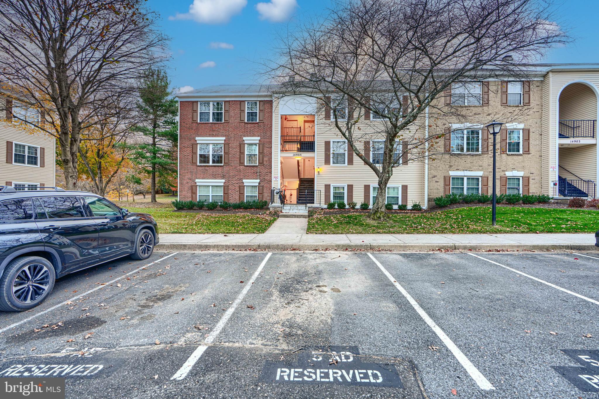 LONGMEAD CROSSING - Residential