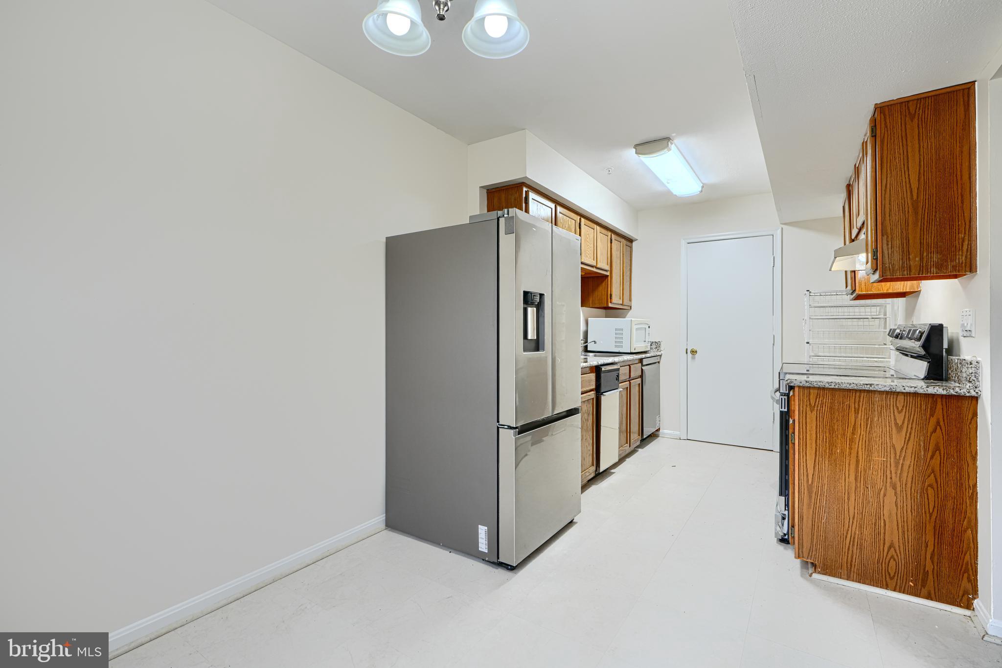 LONGMEAD CROSSING - Residential