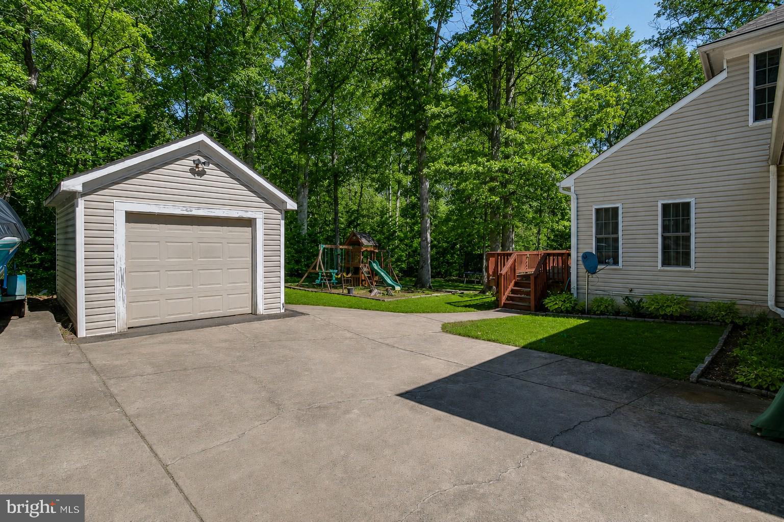 LAKE OF THE WOODS - Residential