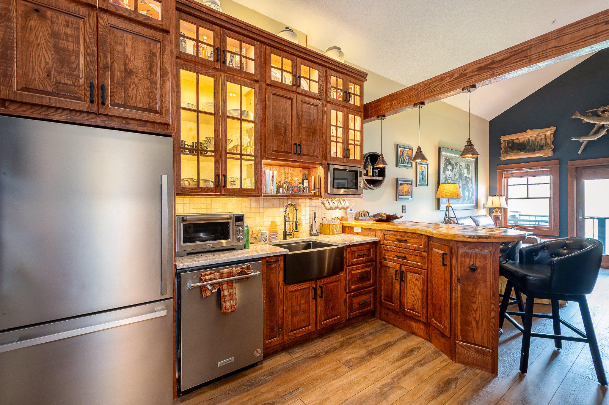 SILVER TREE SUITES - Residential