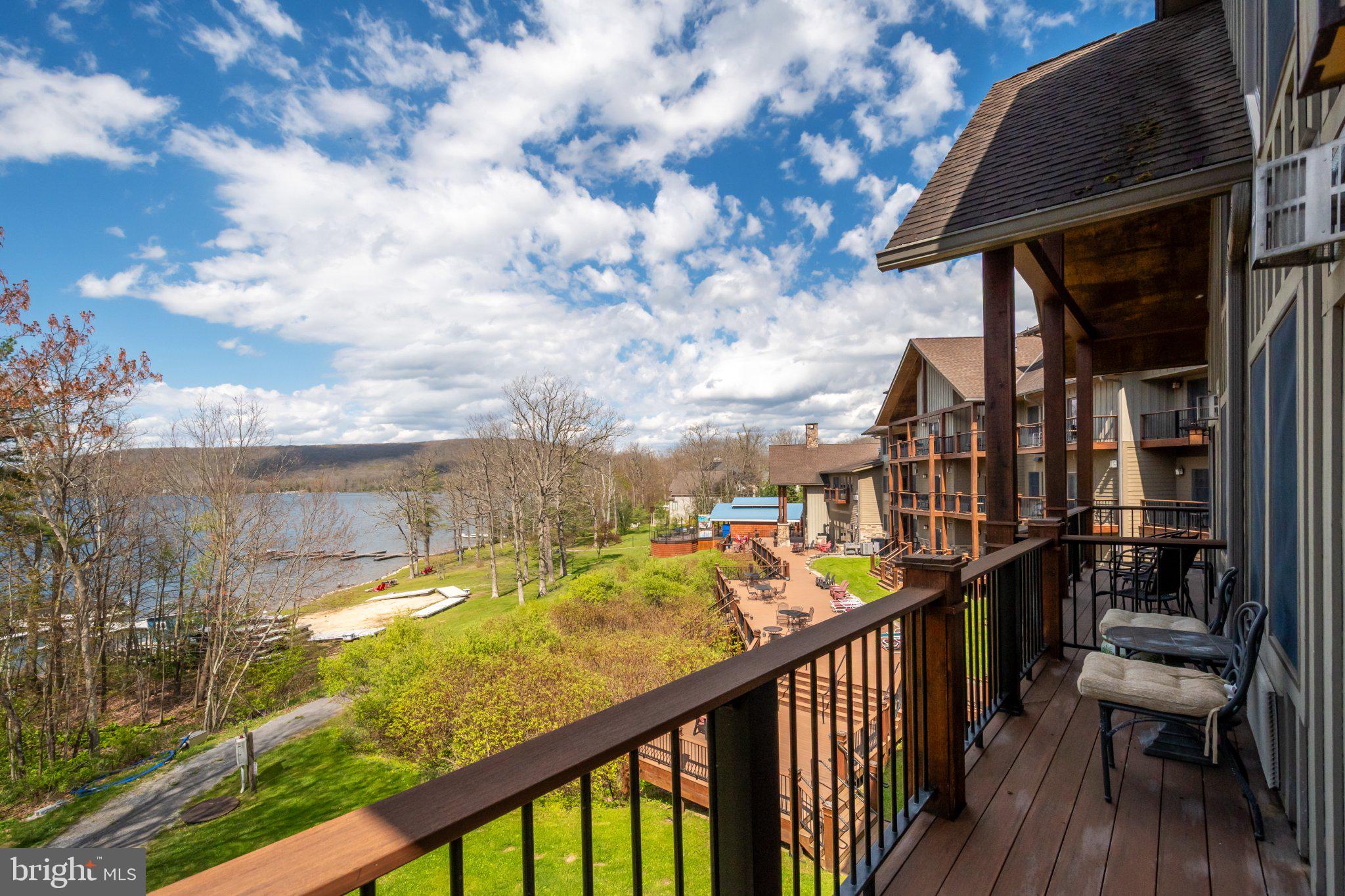 SILVER TREE SUITES - Residential