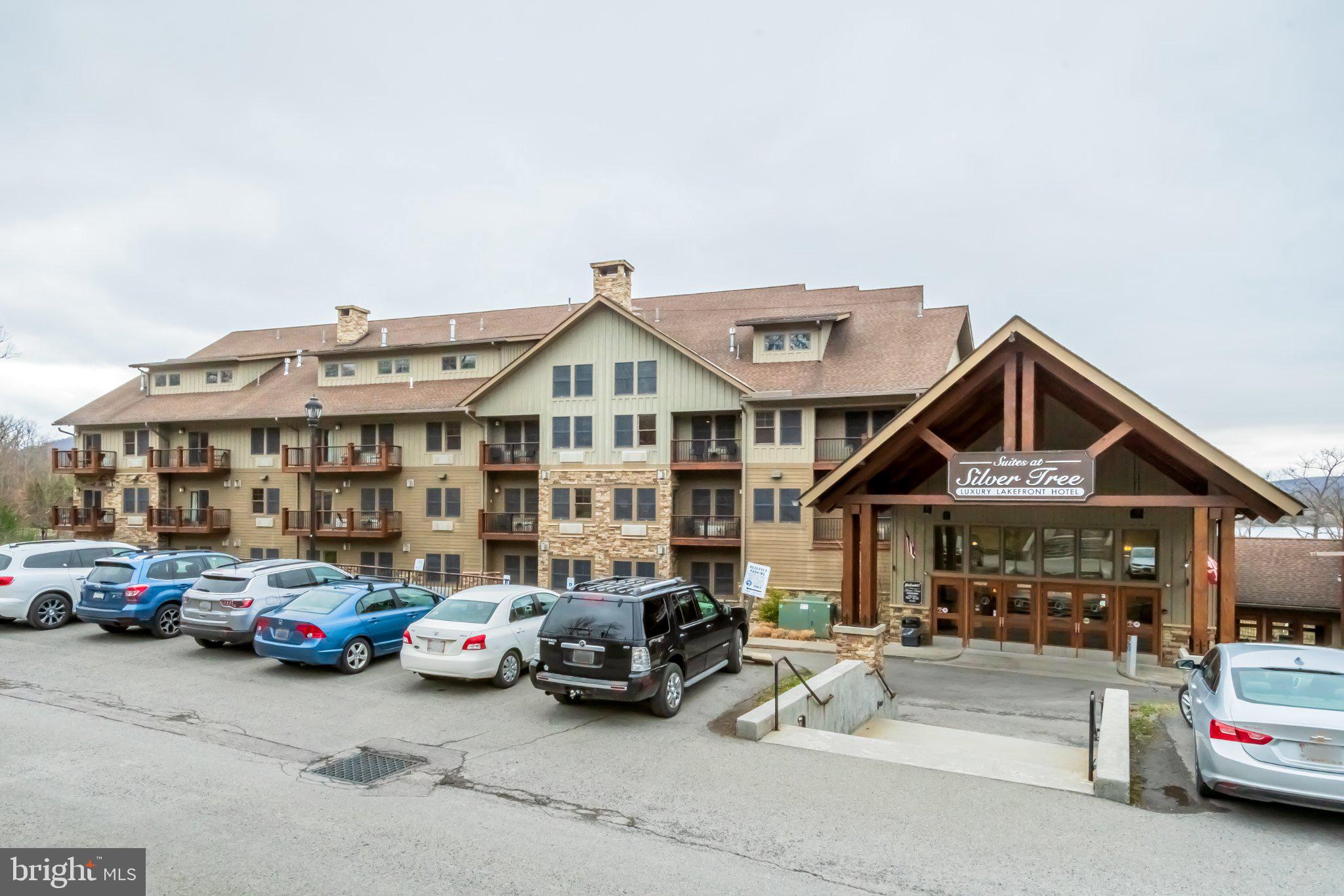 SILVER TREE SUITES - Residential