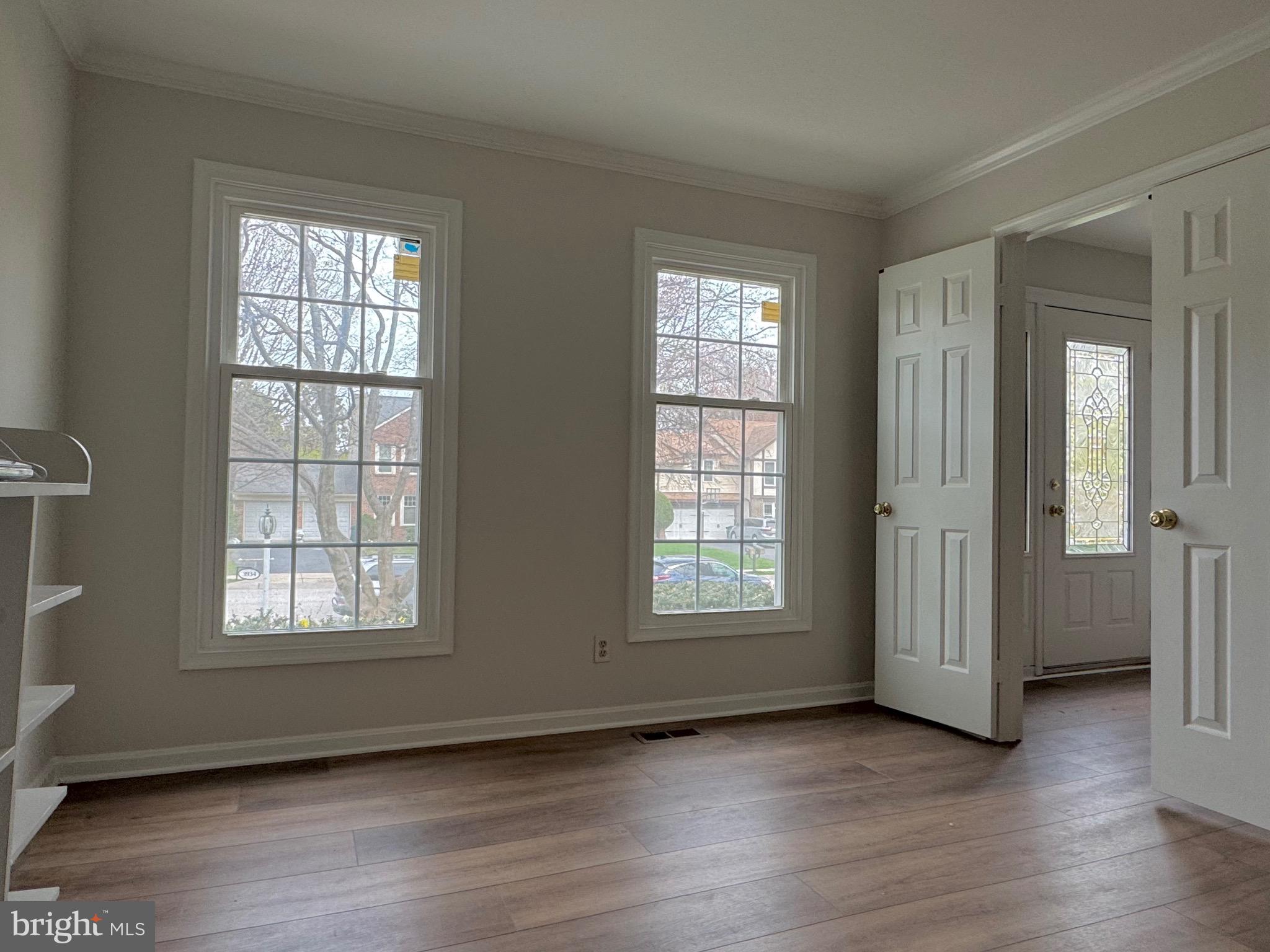 BURLEIGH MANOR - Residential
