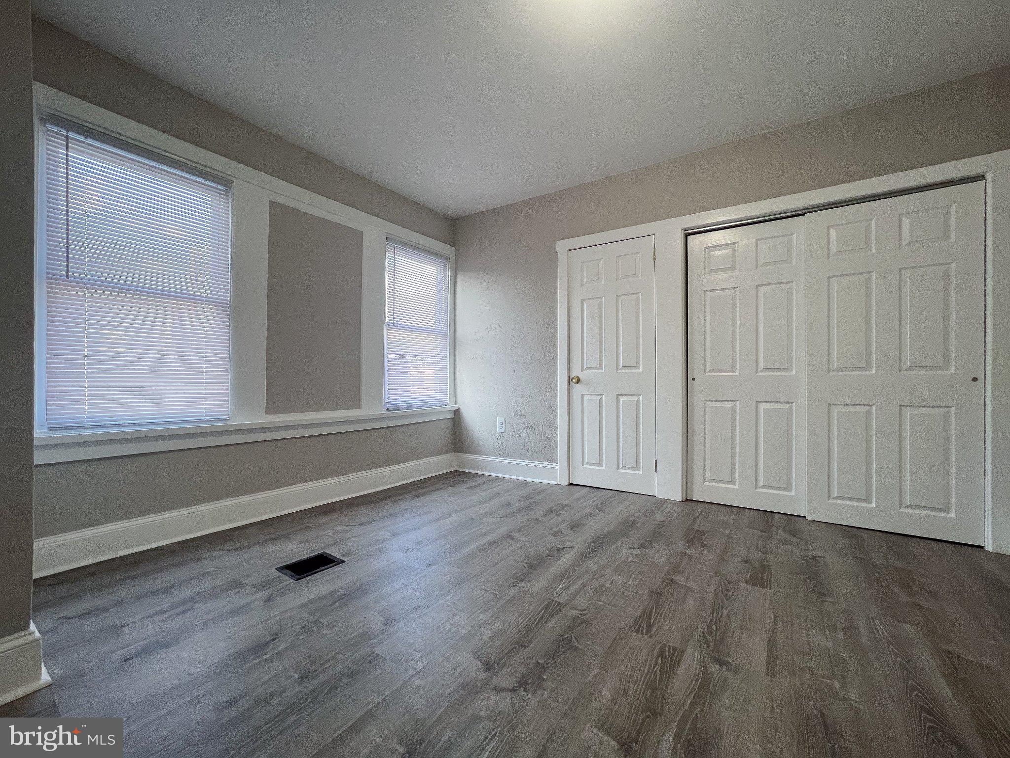 WEST OAK LANE - Residential