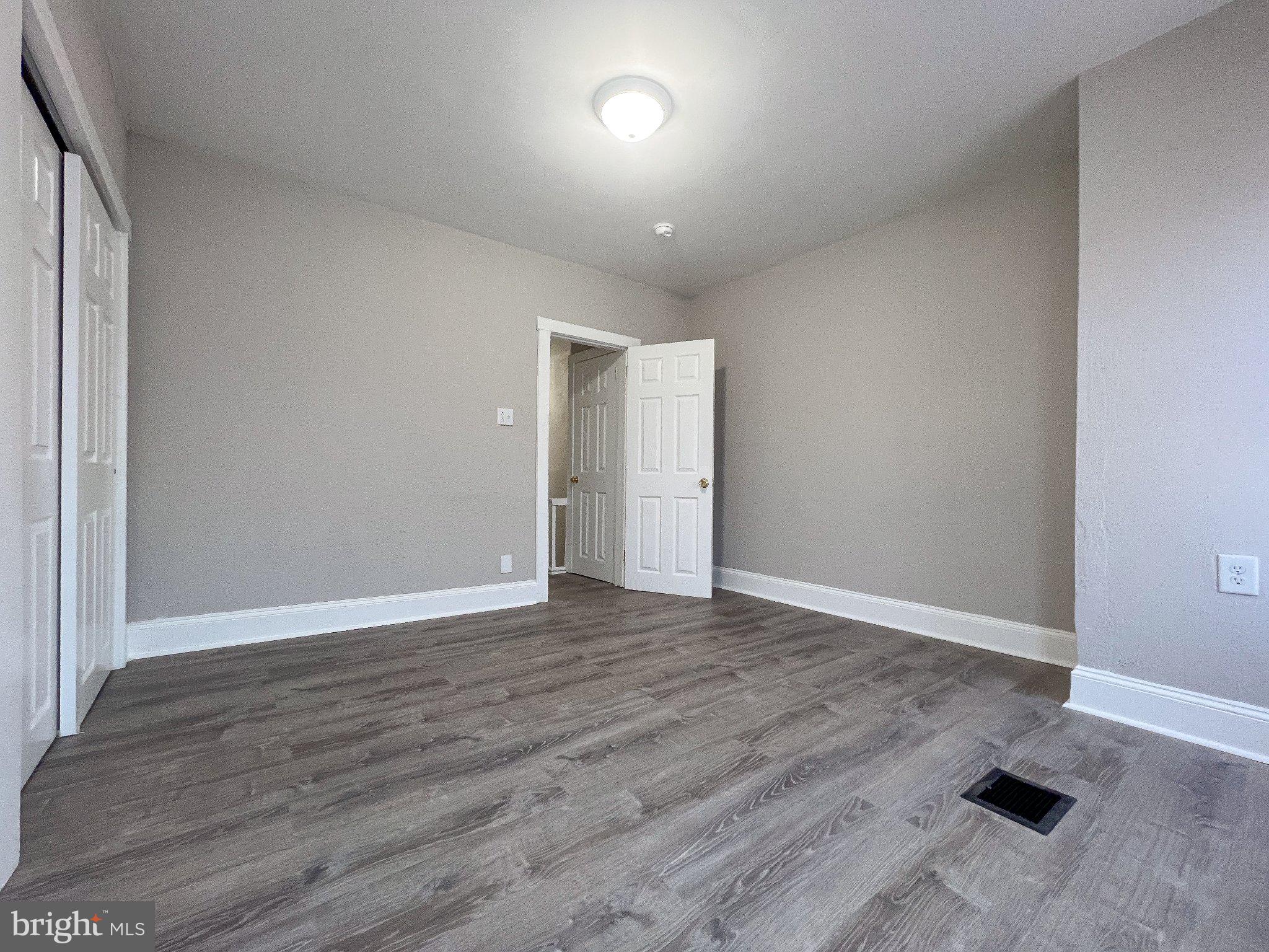 WEST OAK LANE - Residential