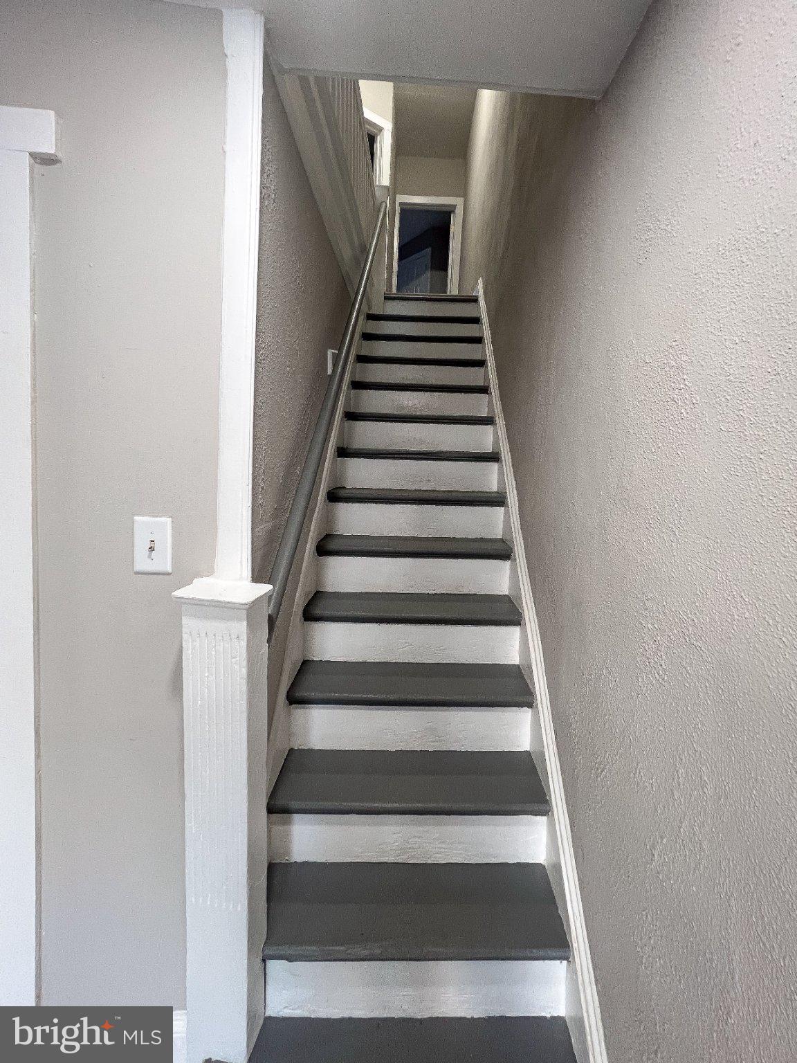 WEST OAK LANE - Residential