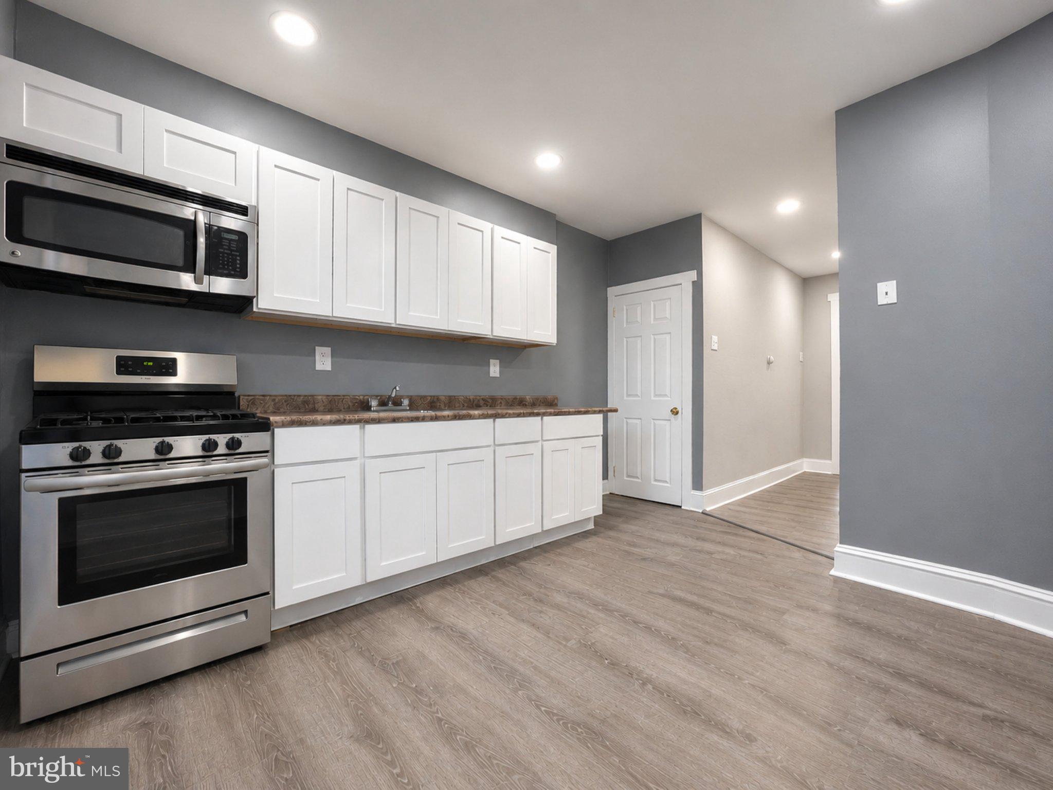 WEST OAK LANE - Residential
