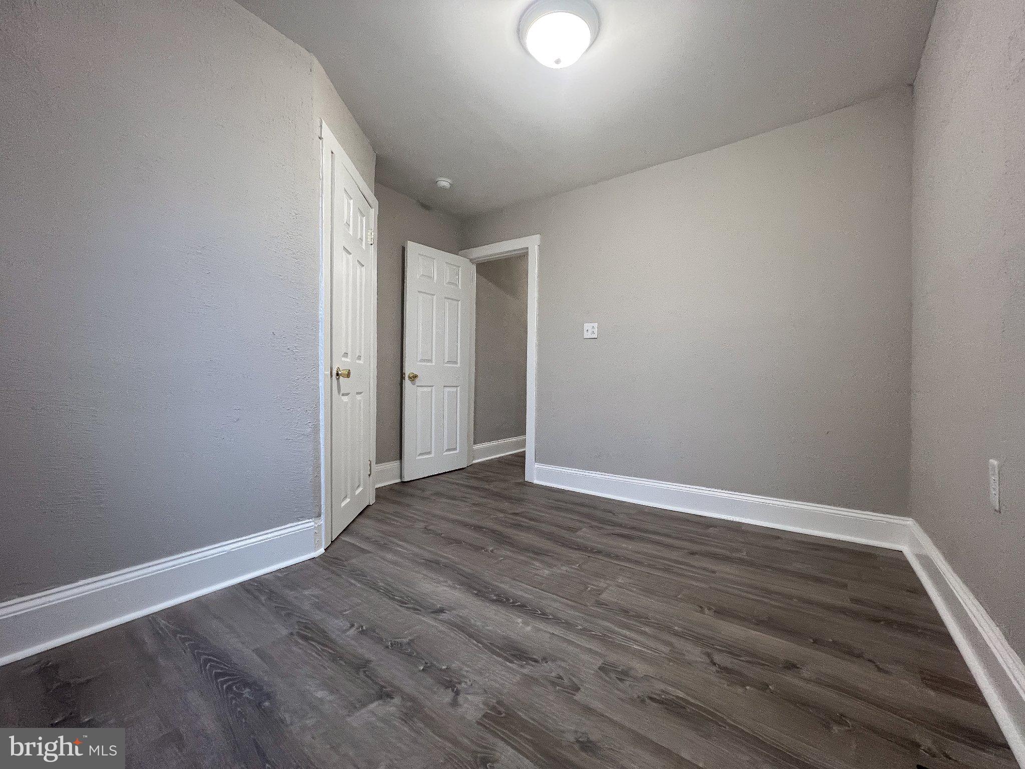 WEST OAK LANE - Residential