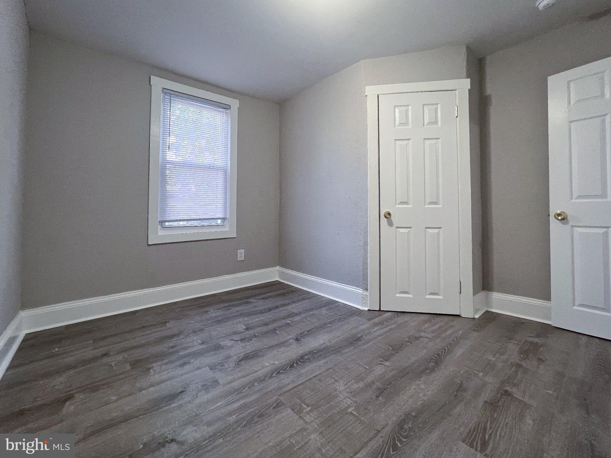 WEST OAK LANE - Residential