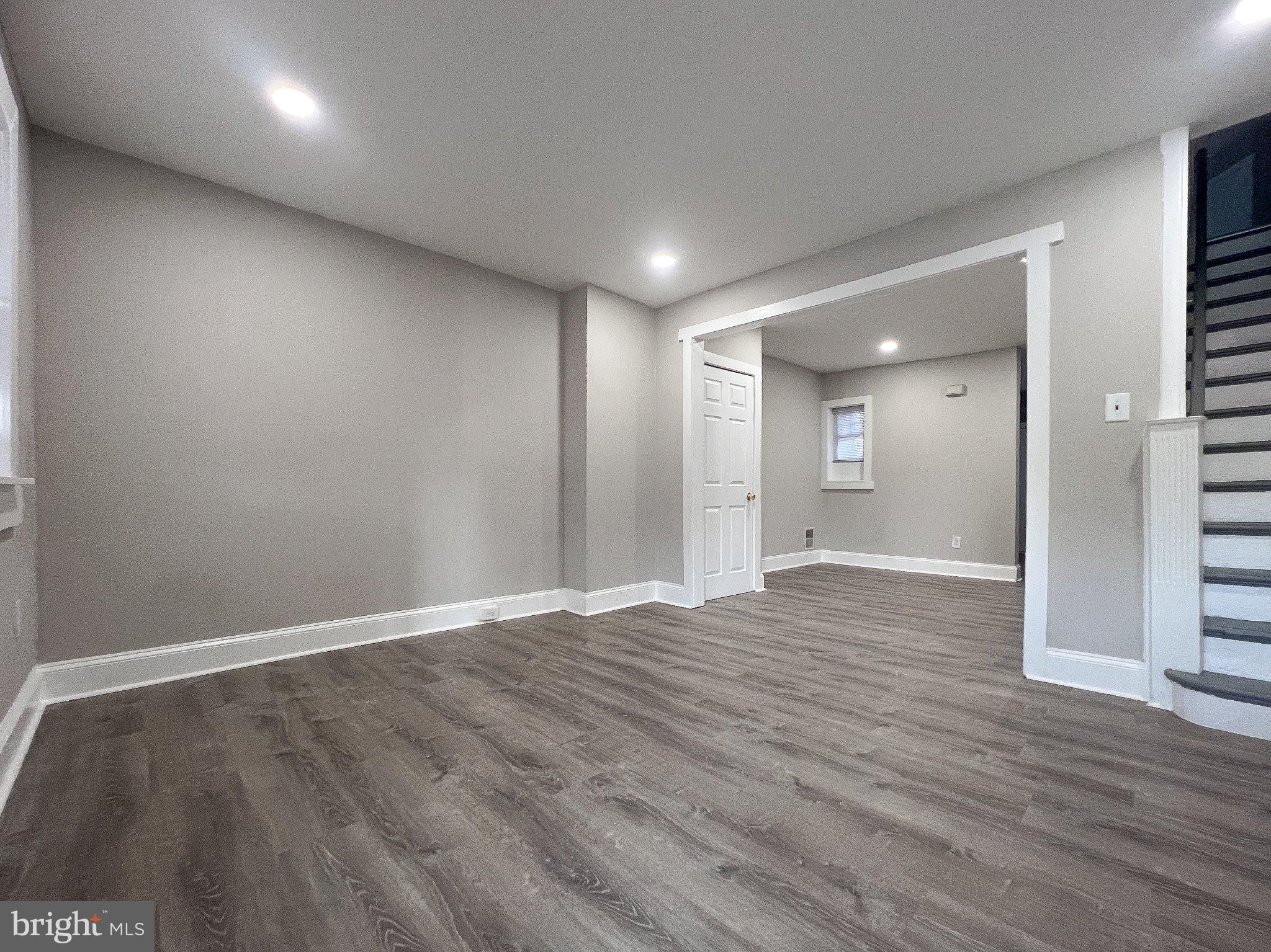 WEST OAK LANE - Residential