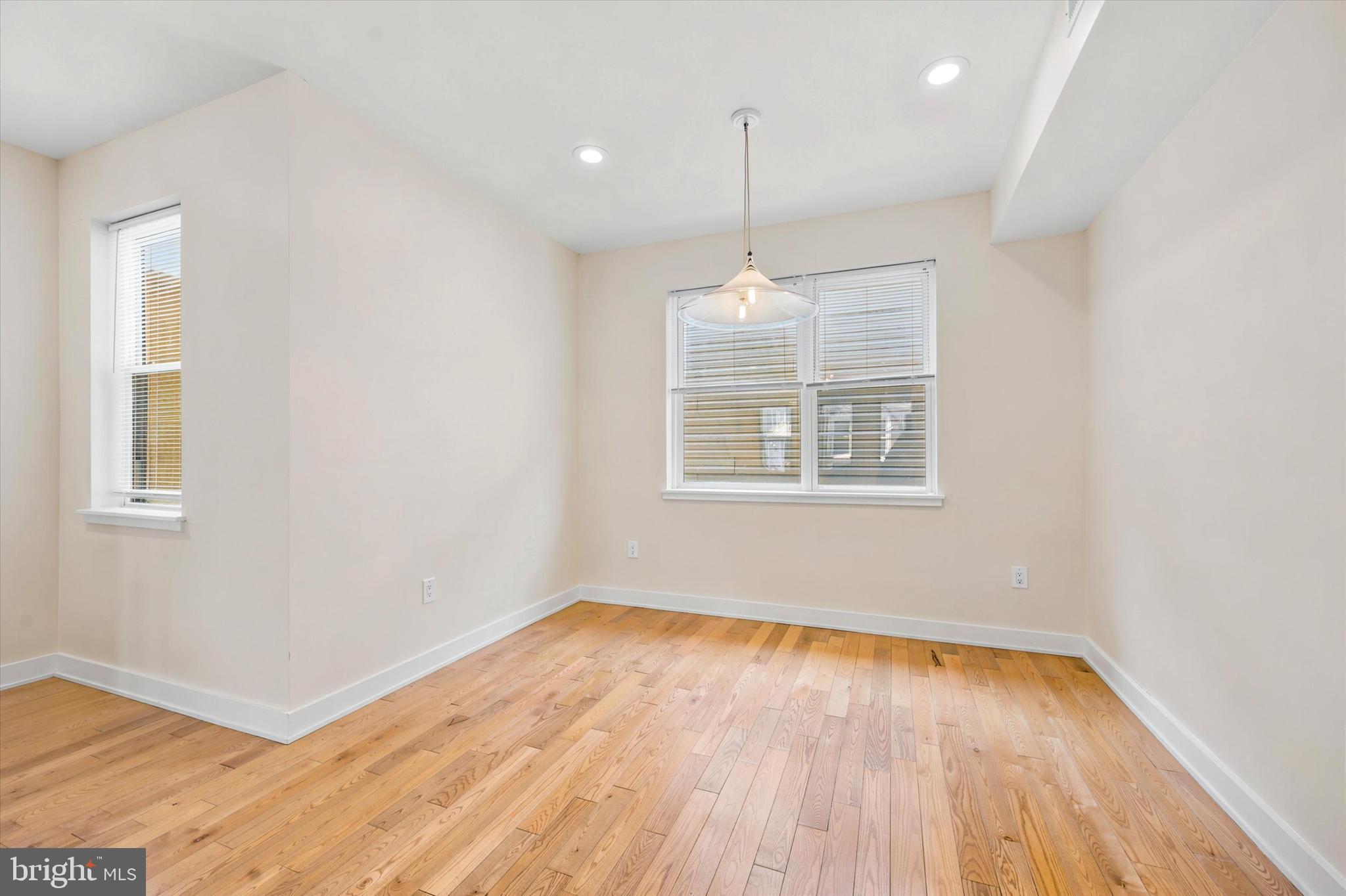 PASSYUNK SQUARE - Residential