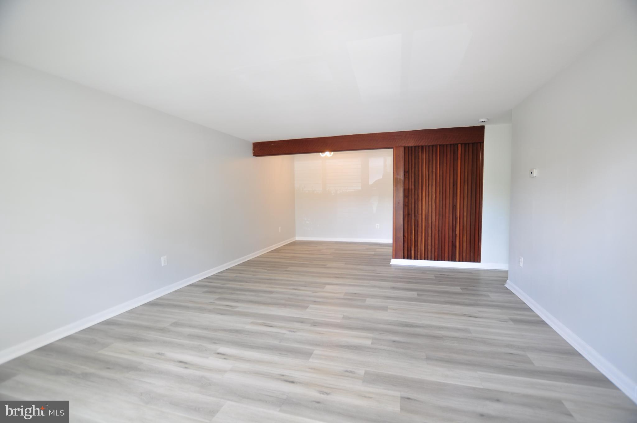 MONTGOMERY CENTURY - Residential Lease