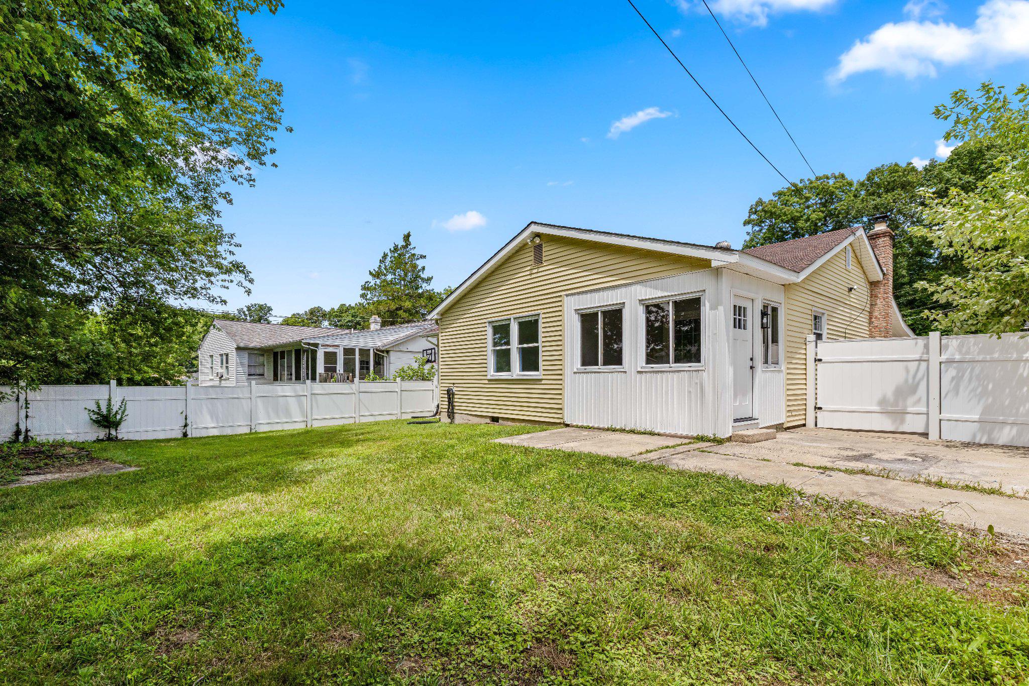 EDGEWOOD MEADOWS - Residential