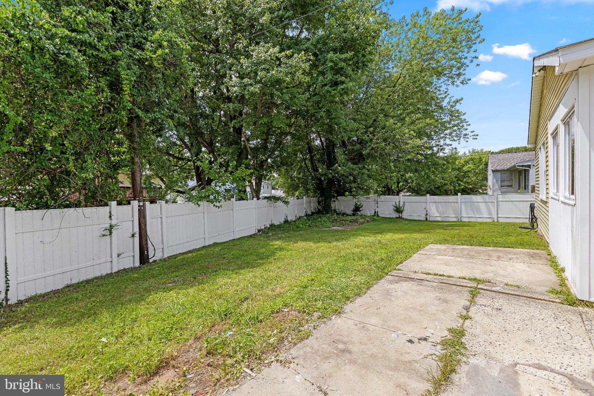 EDGEWOOD MEADOWS - Residential