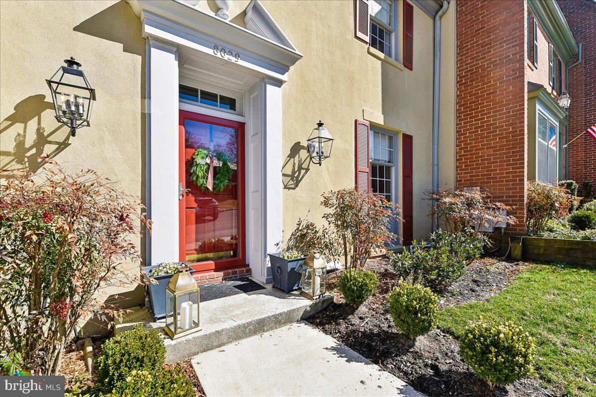 THORNTON WOOD - Residential