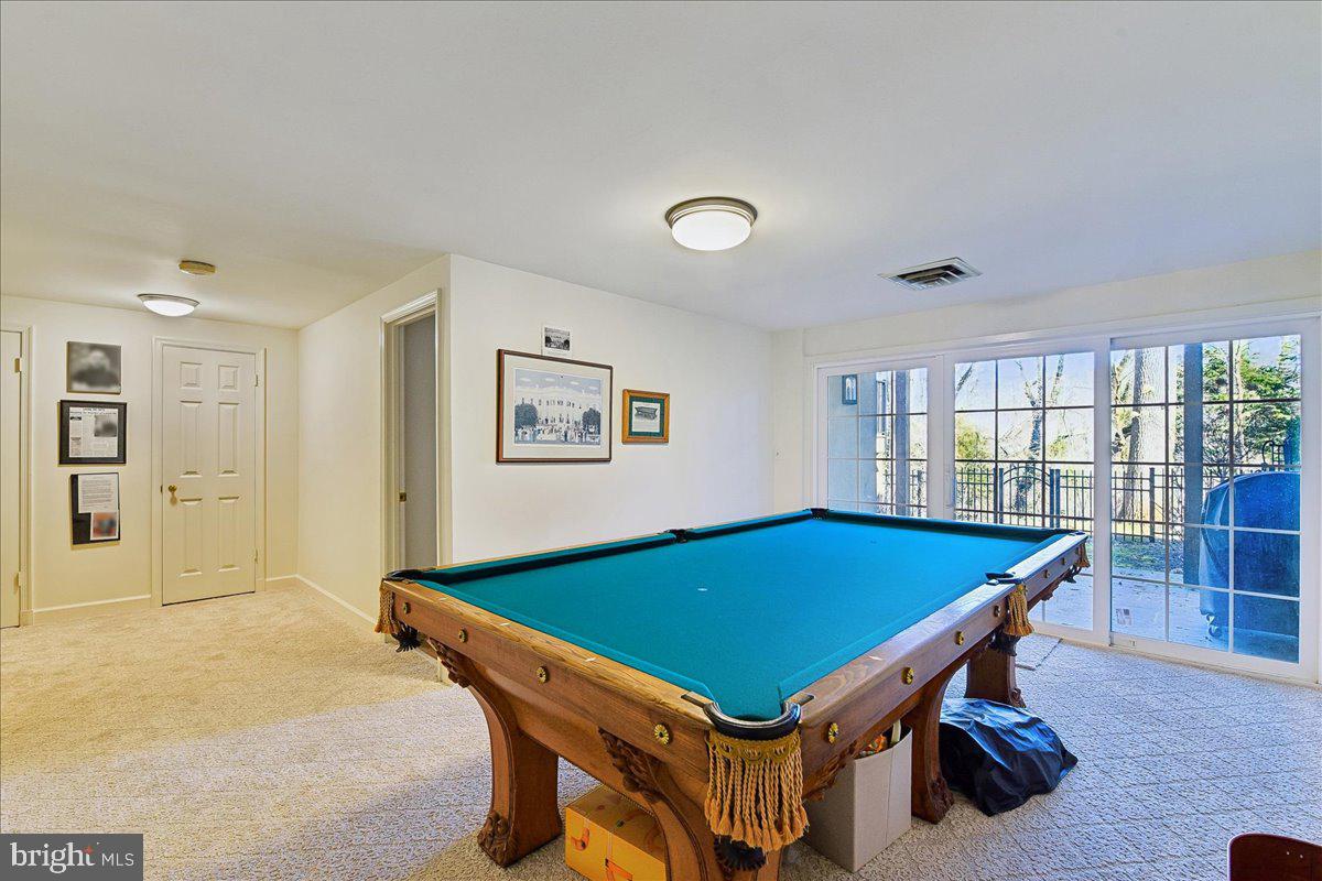 THORNTON WOOD - Residential