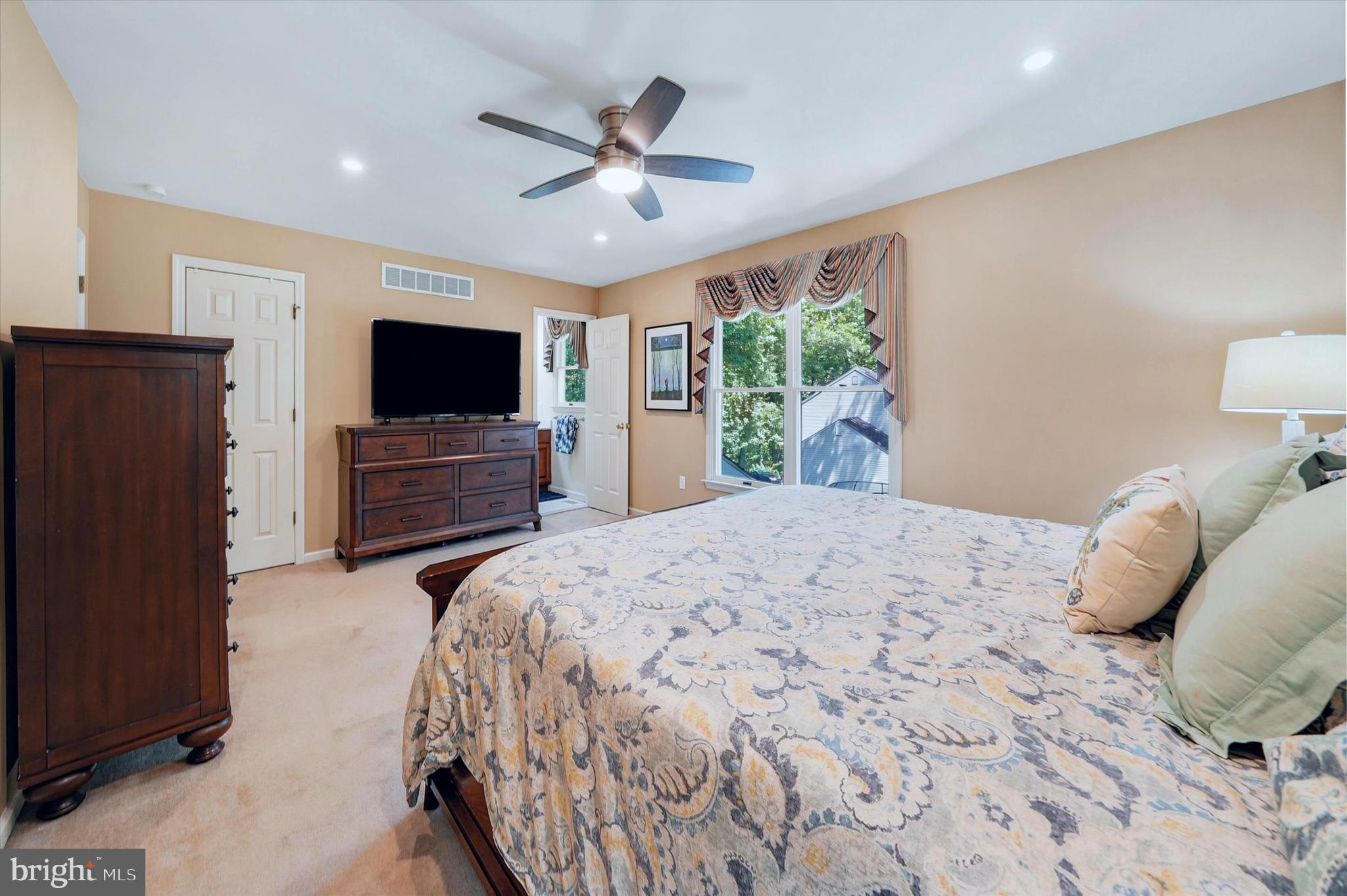 CHARTWELL - Residential