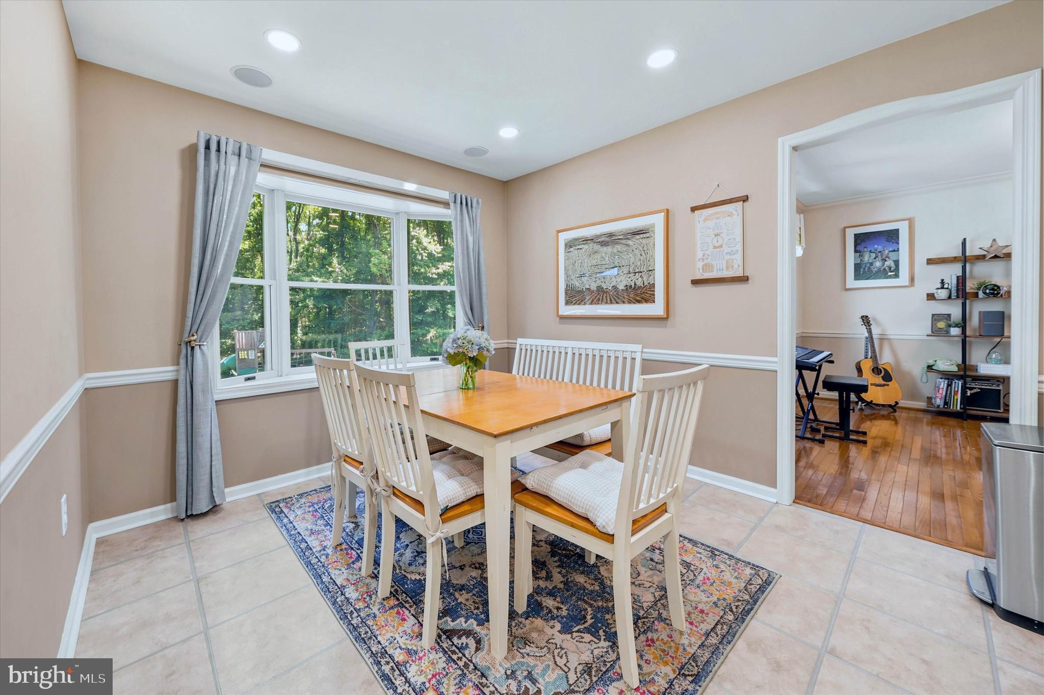 CHARTWELL - Residential