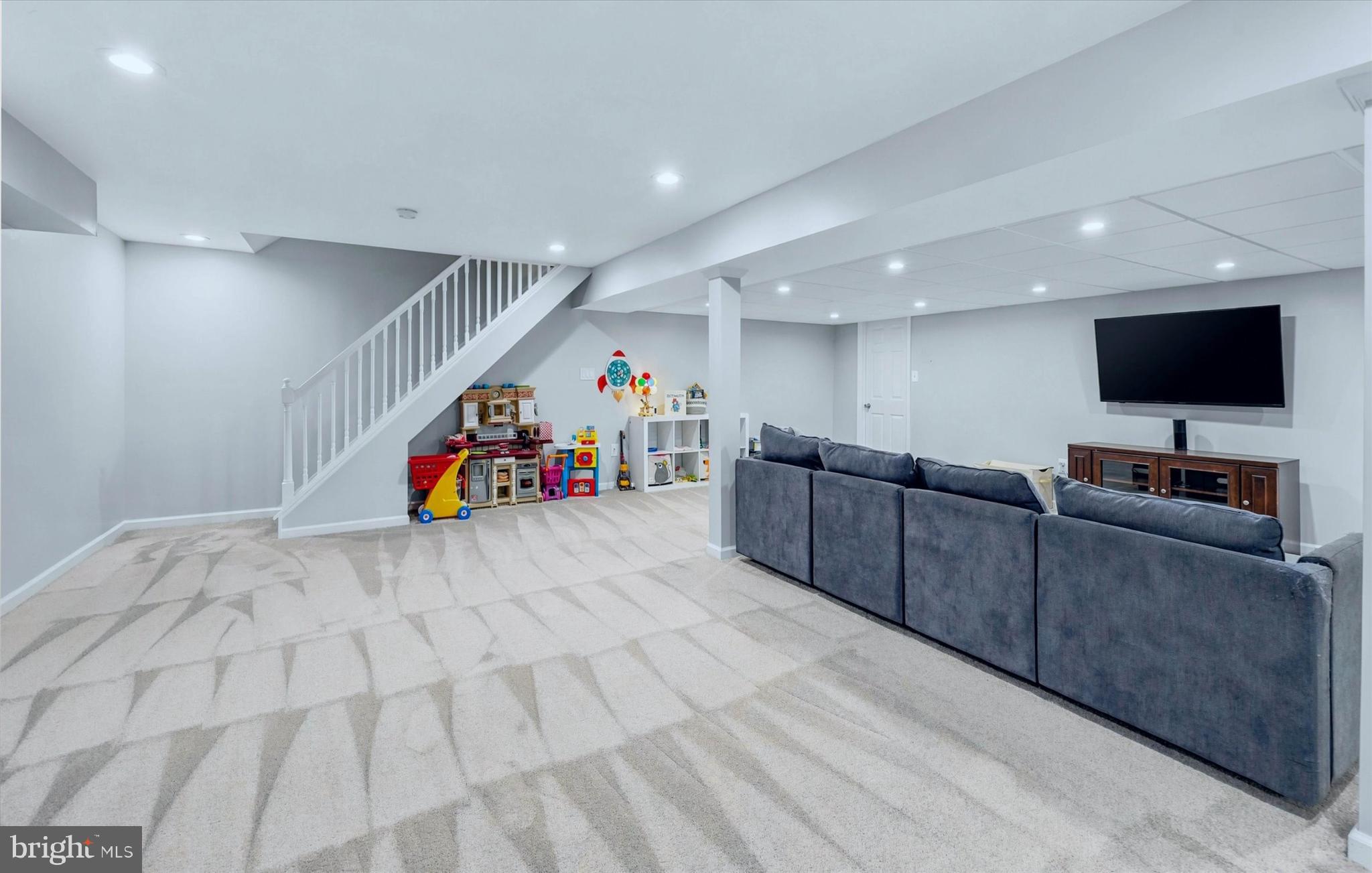 CHARTWELL - Residential