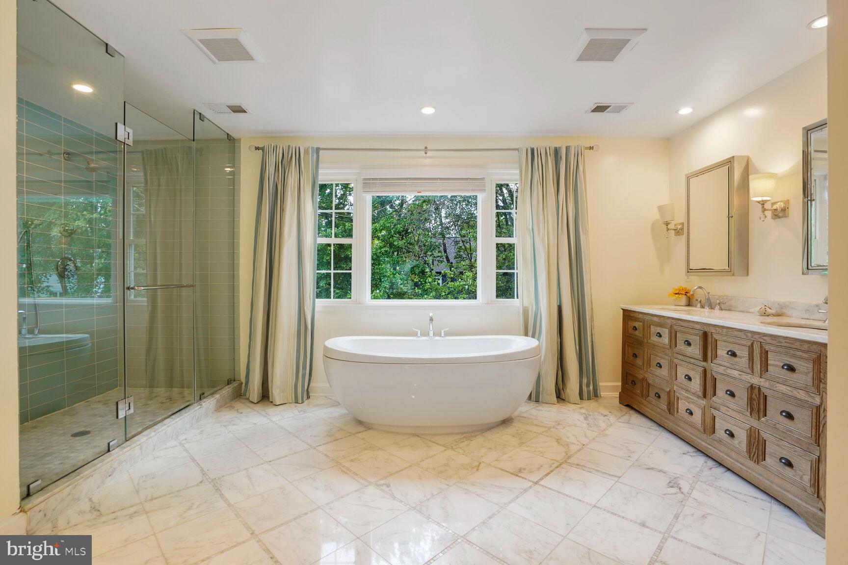 FAIR OAKS ESTATES - Residential