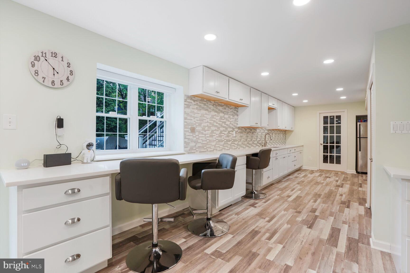 FAIR OAKS ESTATES - Residential