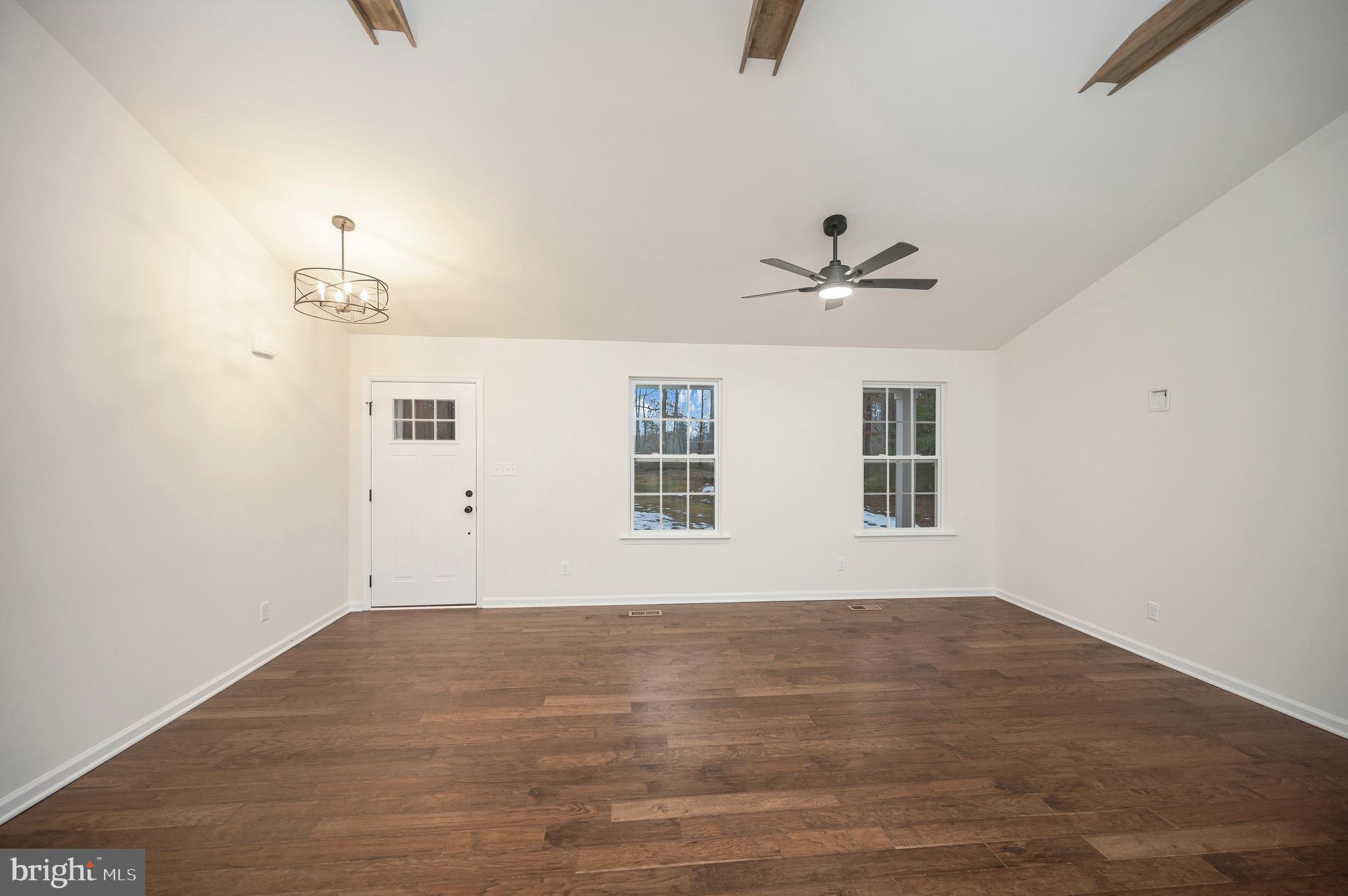 OAKWOOD LAKE ESTATES - Residential