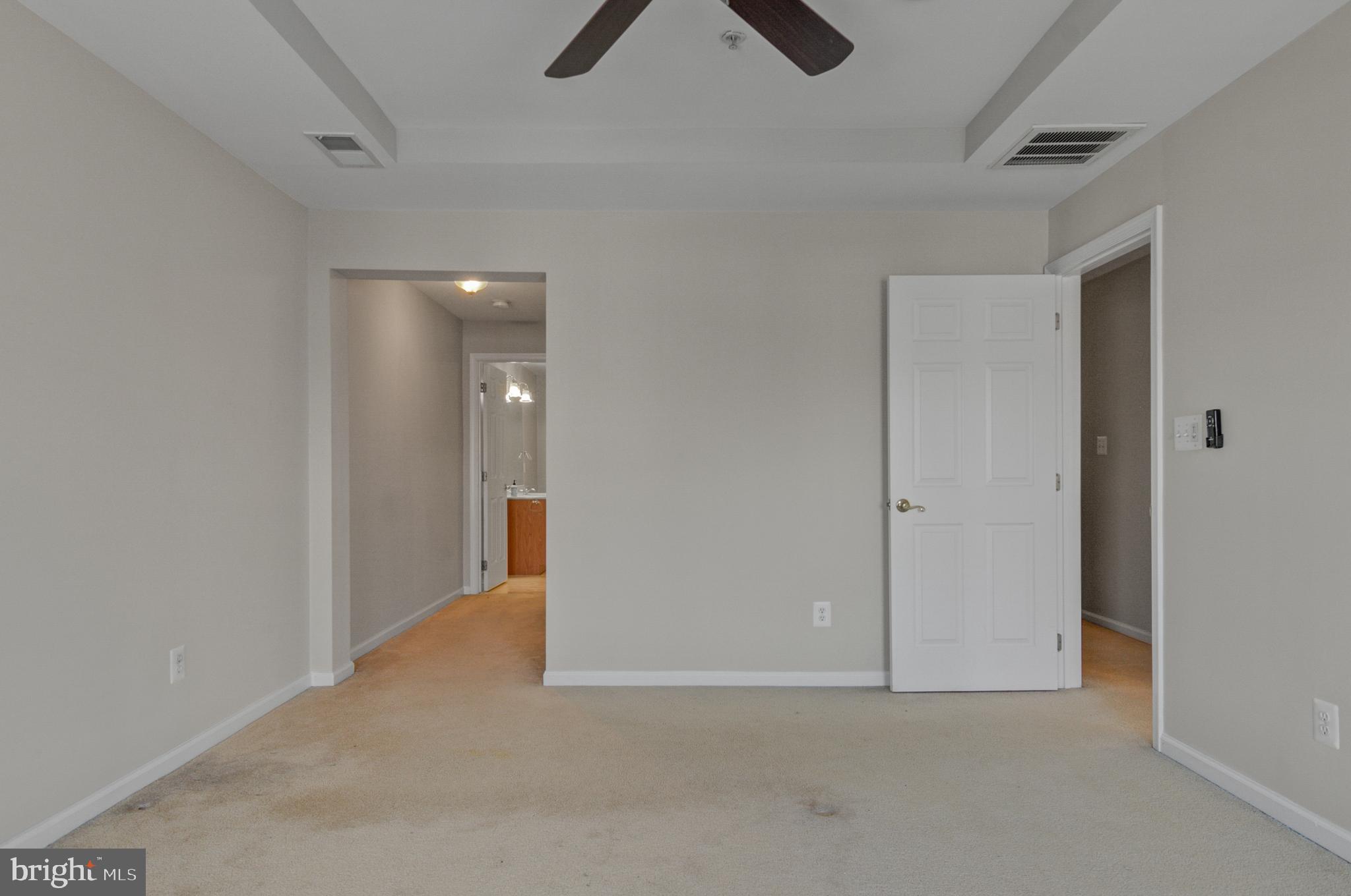 WILLOW OAKS - Residential Lease