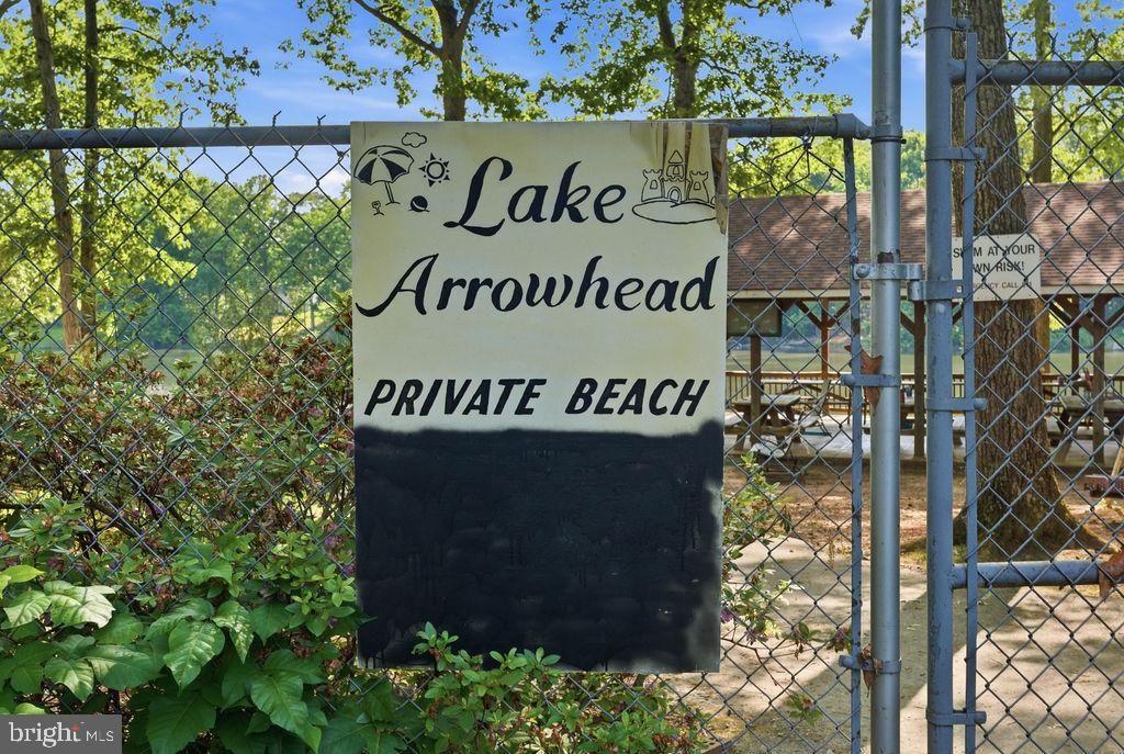 LAKE ARROWHEAD - Residential