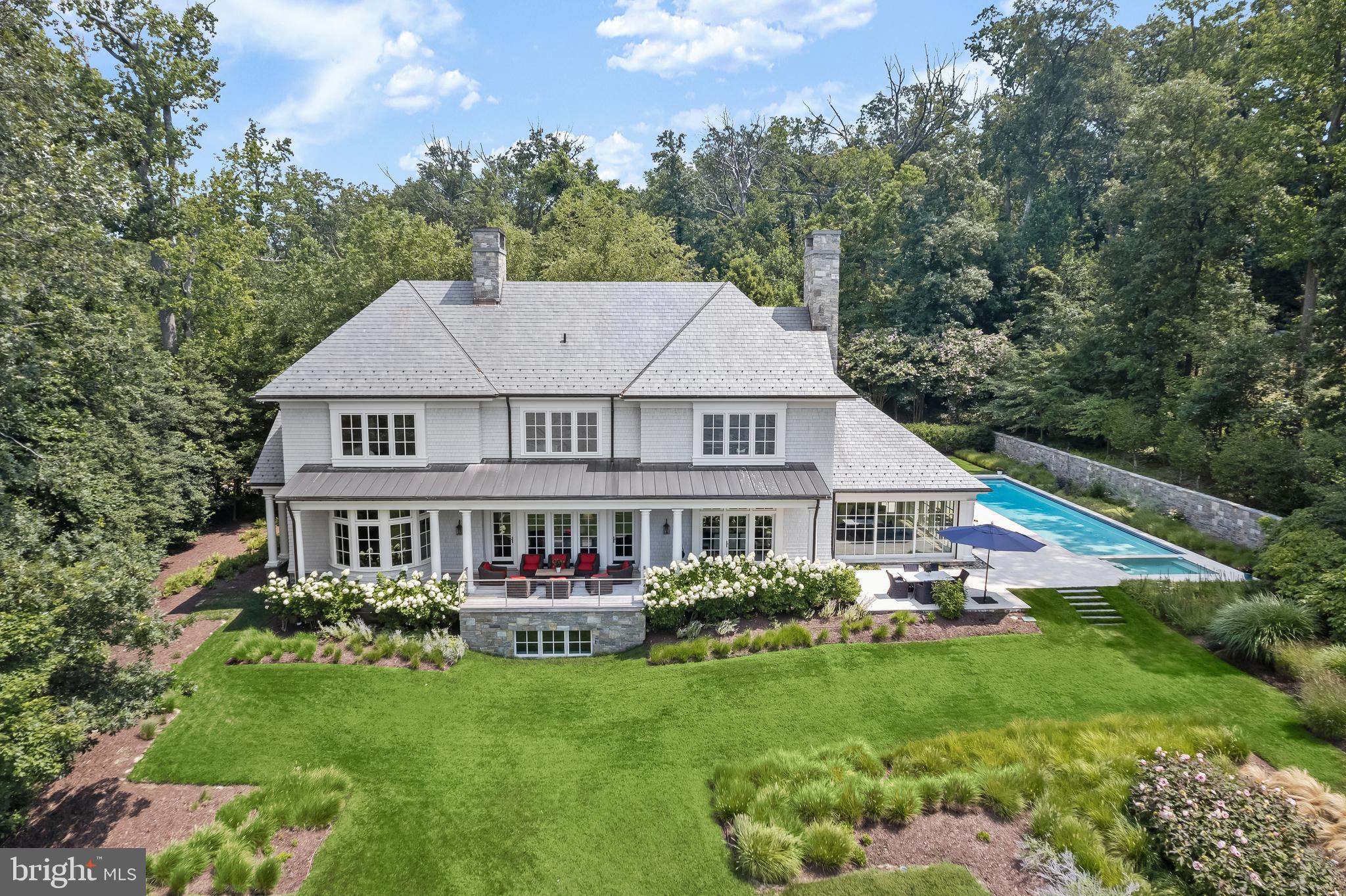 GIBSON ISLAND - Residential