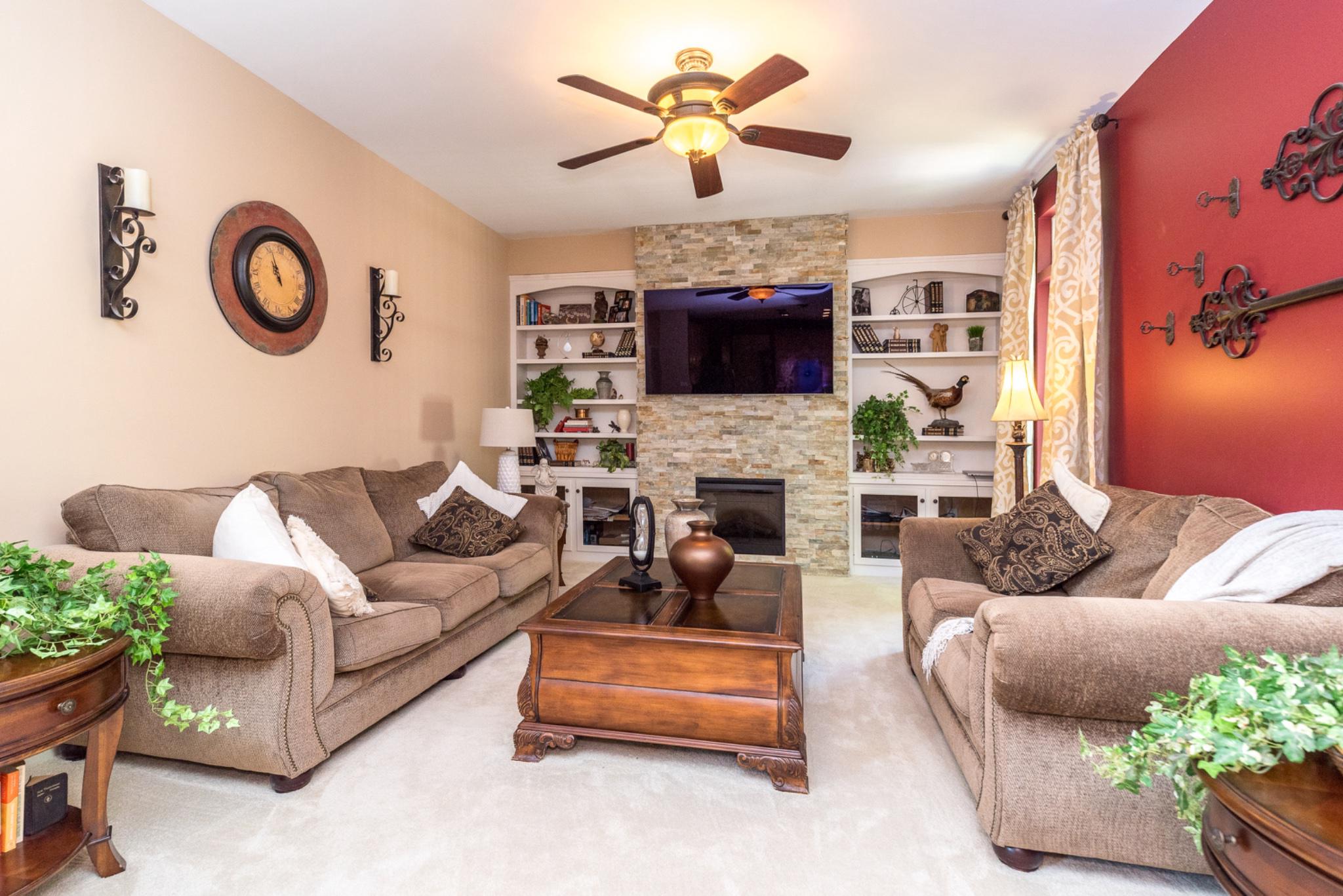 PARKSIDE ESTATES - Residential