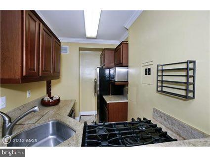 CLEVELAND PARK - Residential Lease