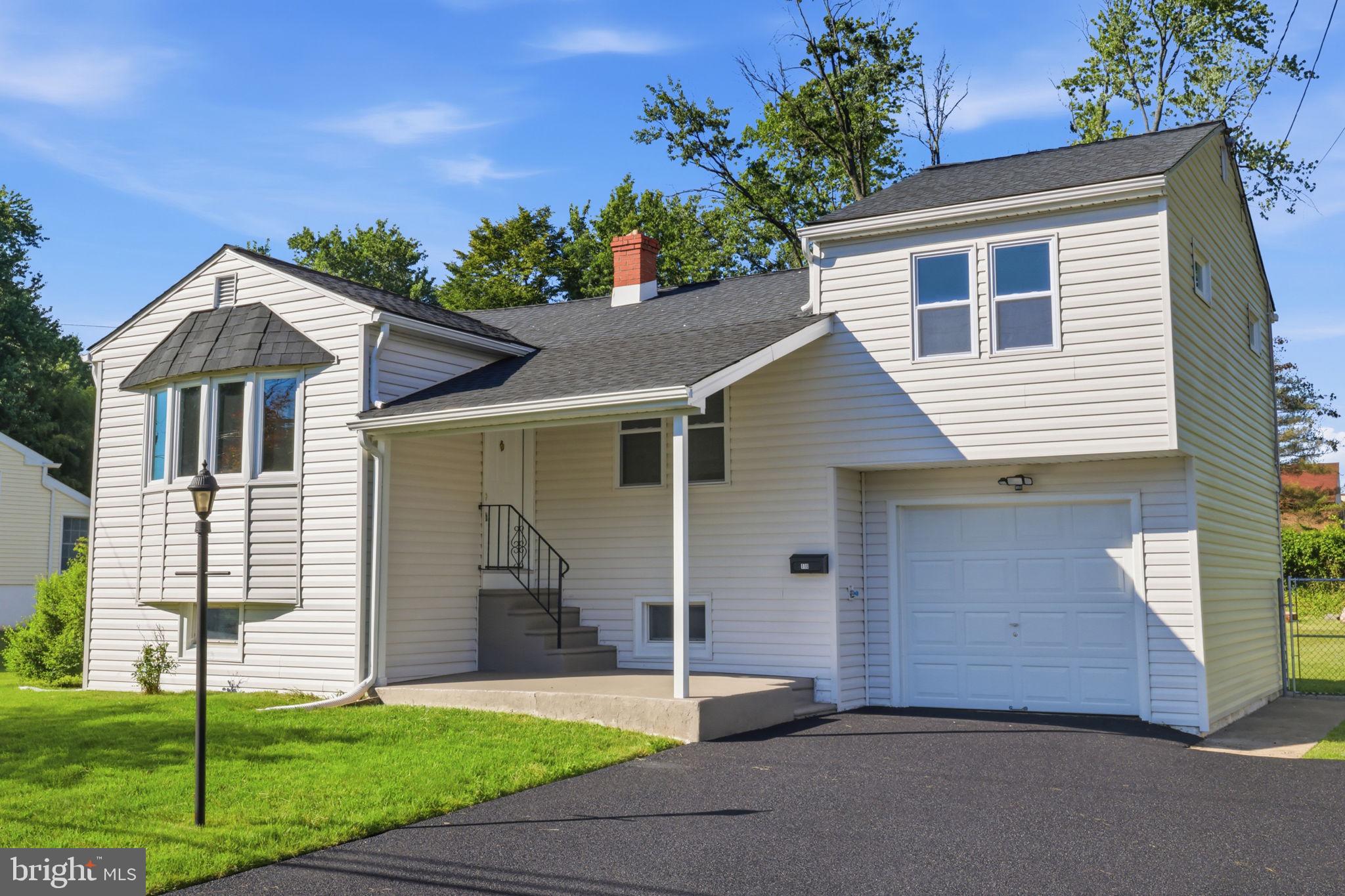 FEASTERVILLE HGTS - Residential